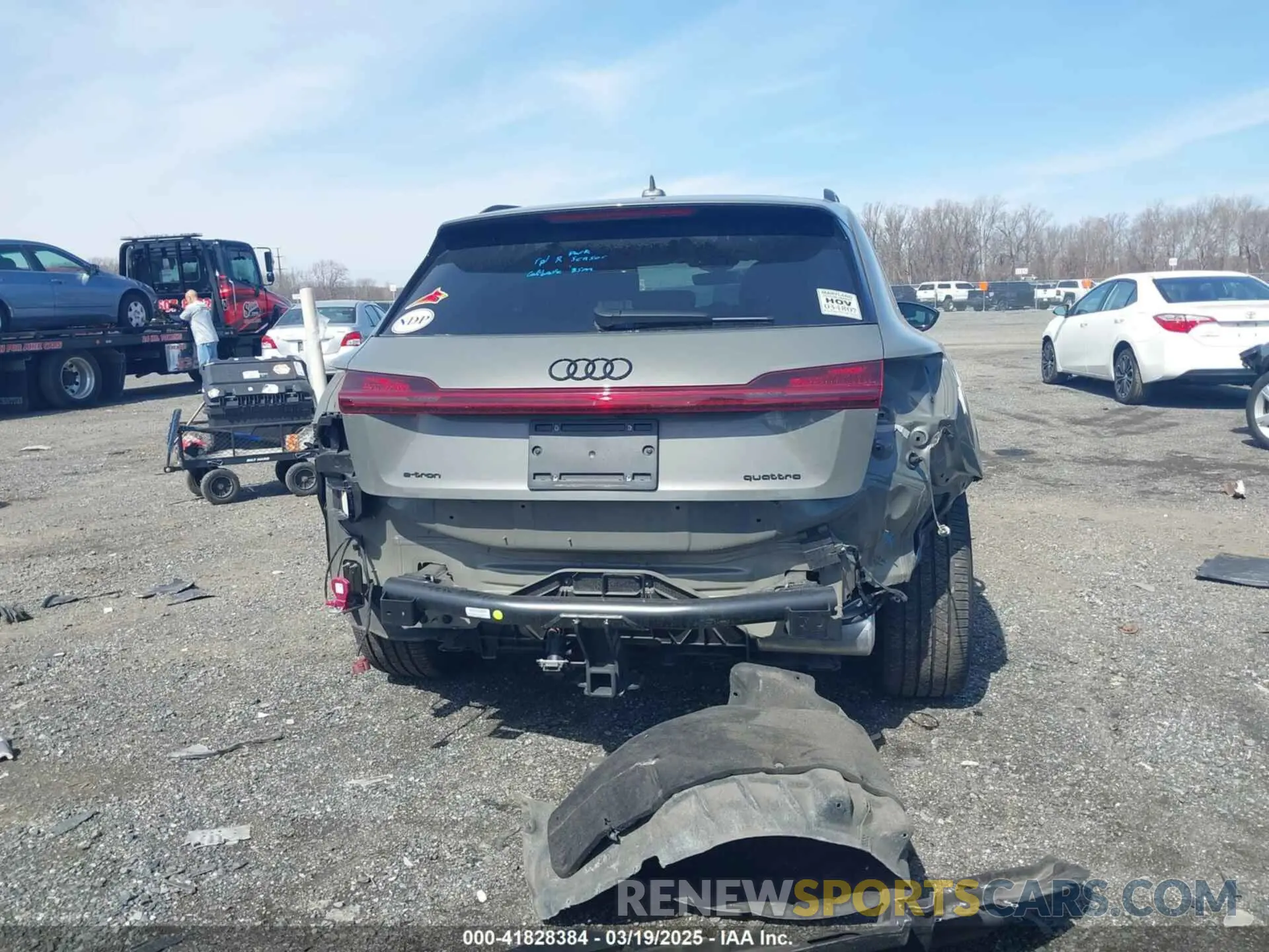 17 Photograph of a damaged car WA1VABGEXNB024392 AUDI E-TRON 2022