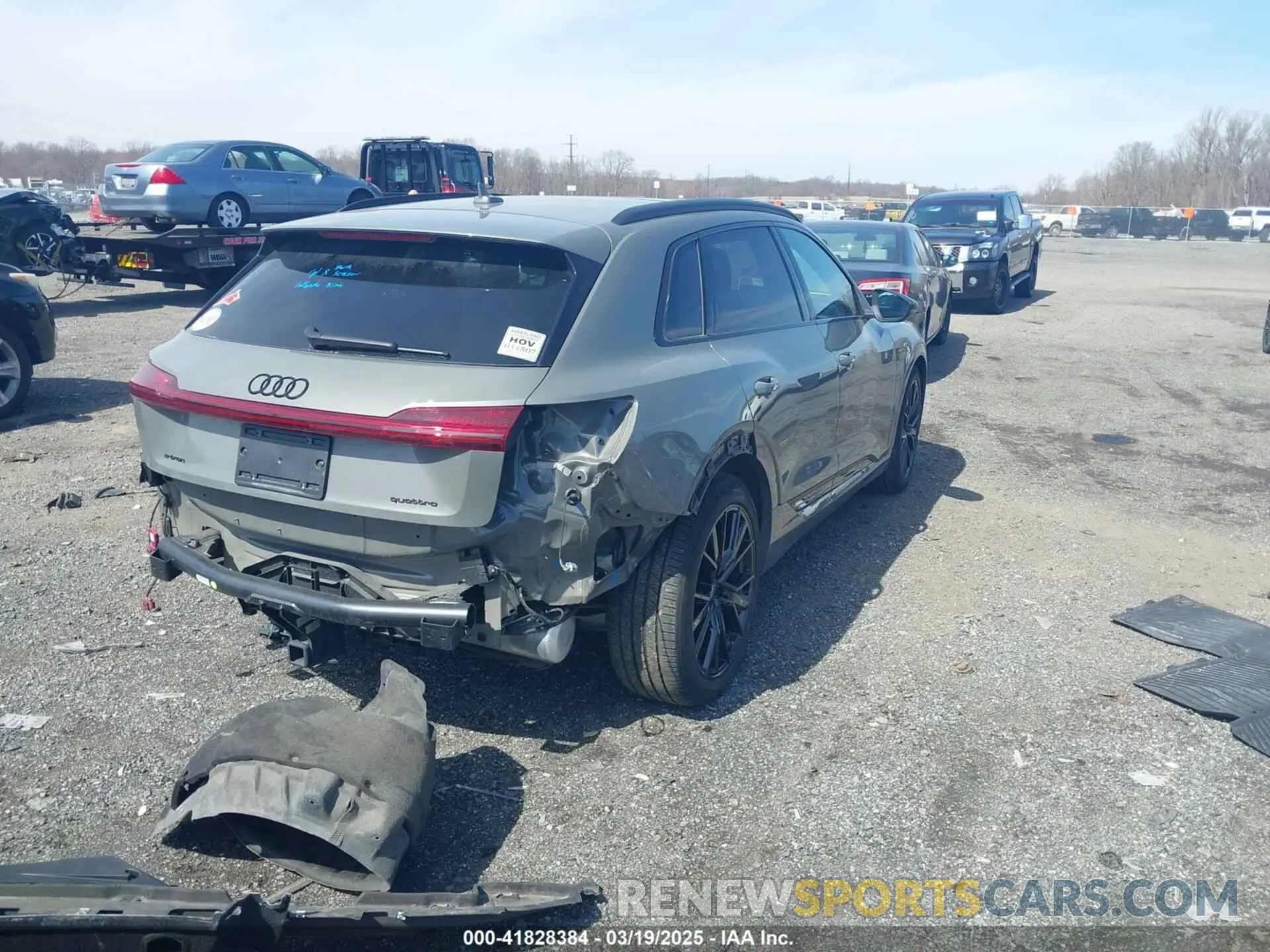 4 Photograph of a damaged car WA1VABGEXNB024392 AUDI E-TRON 2022