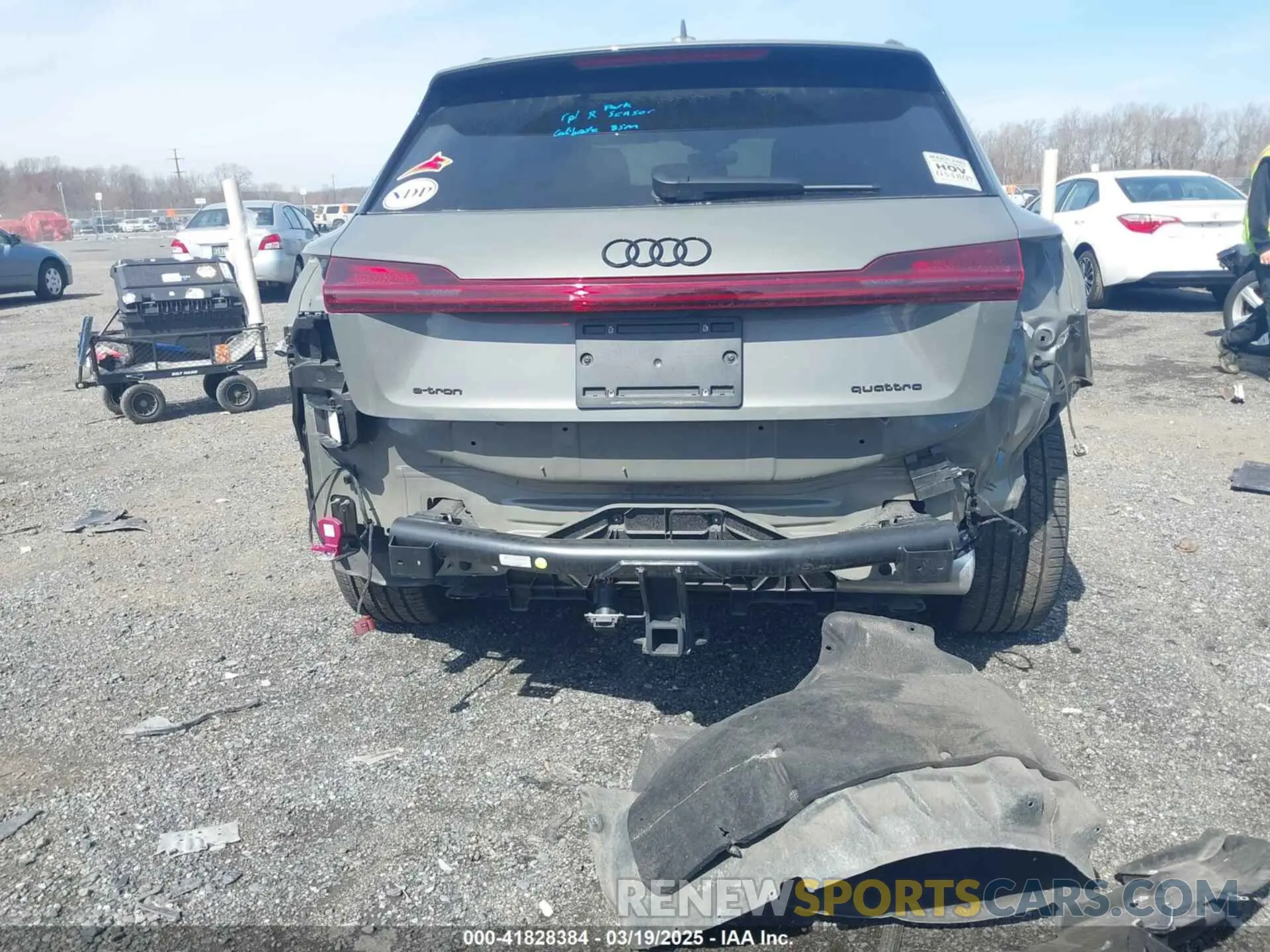 6 Photograph of a damaged car WA1VABGEXNB024392 AUDI E-TRON 2022