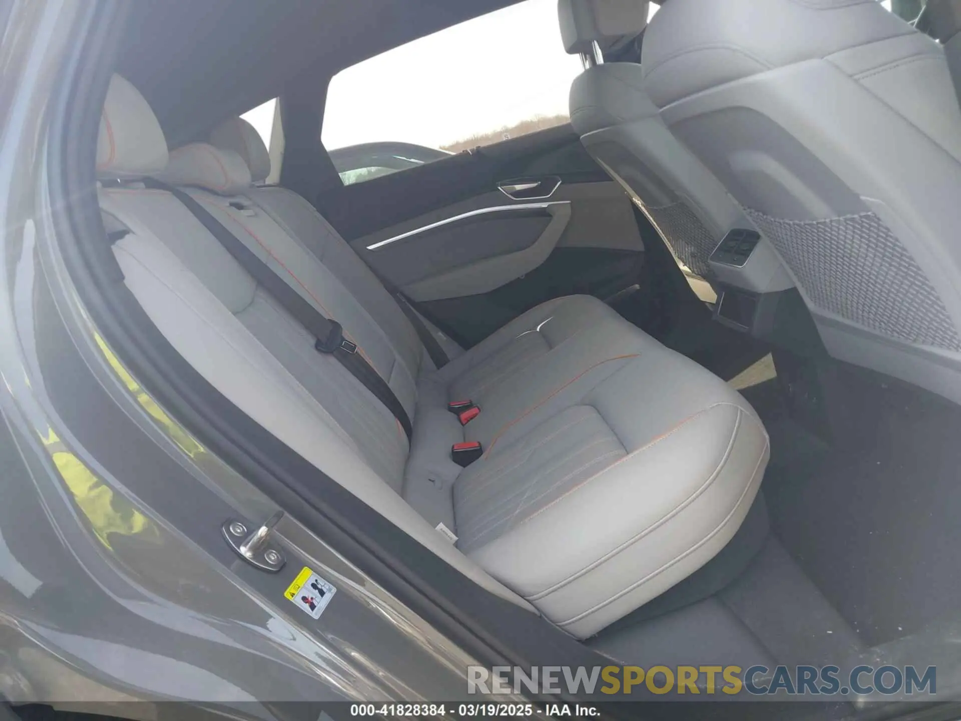 8 Photograph of a damaged car WA1VABGEXNB024392 AUDI E-TRON 2022