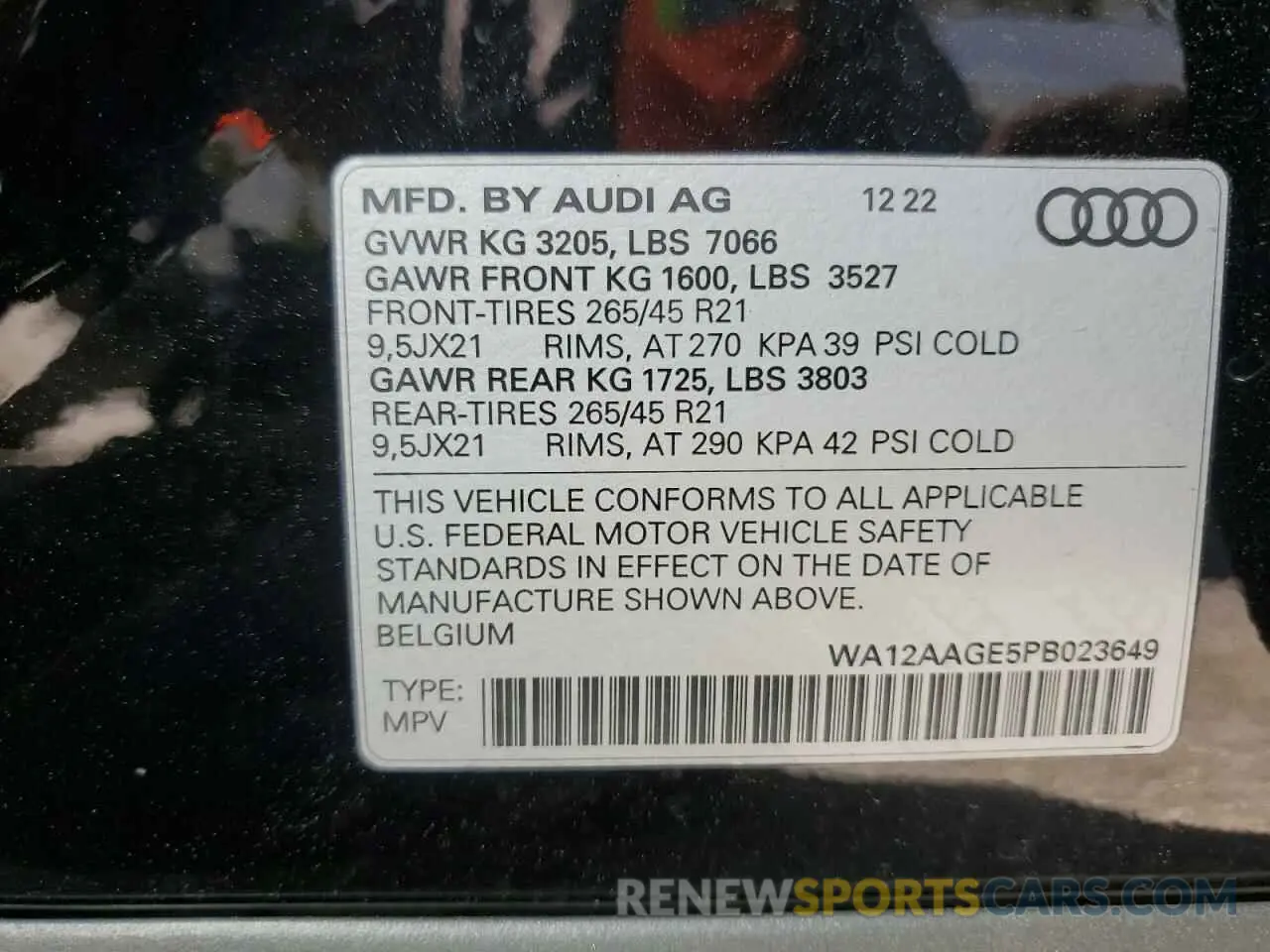 13 Photograph of a damaged car WA12AAGE5PB023649 AUDI E-TRON 2023