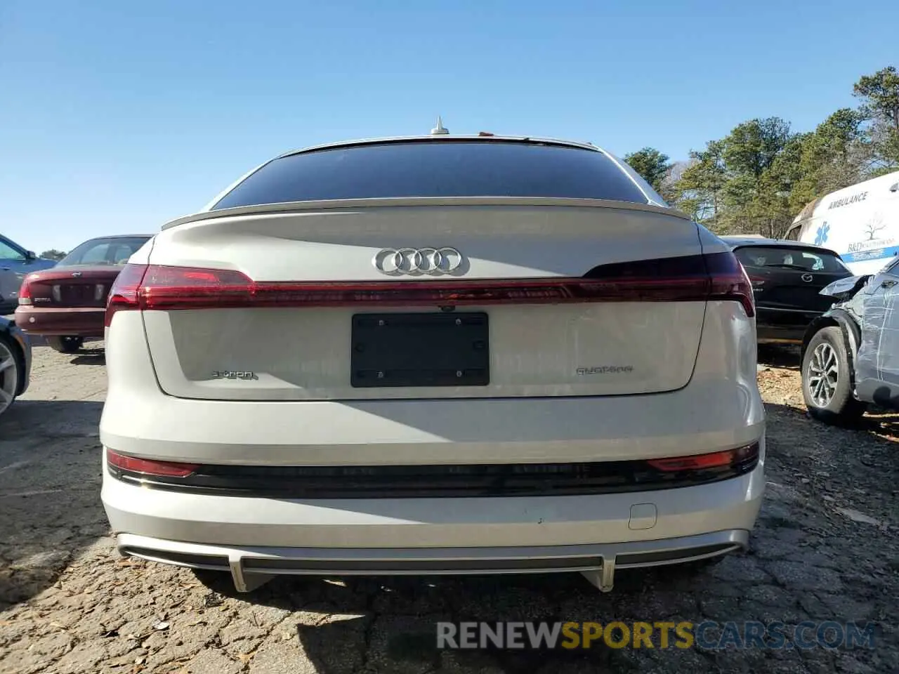 6 Photograph of a damaged car WA12AAGE8PB007462 AUDI E-TRON 2023