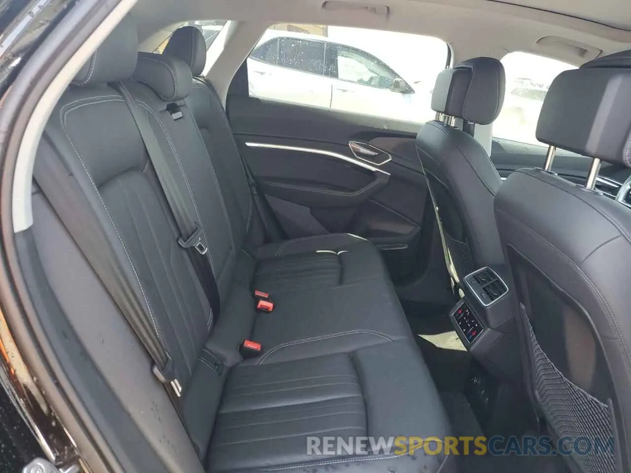 10 Photograph of a damaged car WA1LAAGE3PB006787 AUDI E-TRON 2023