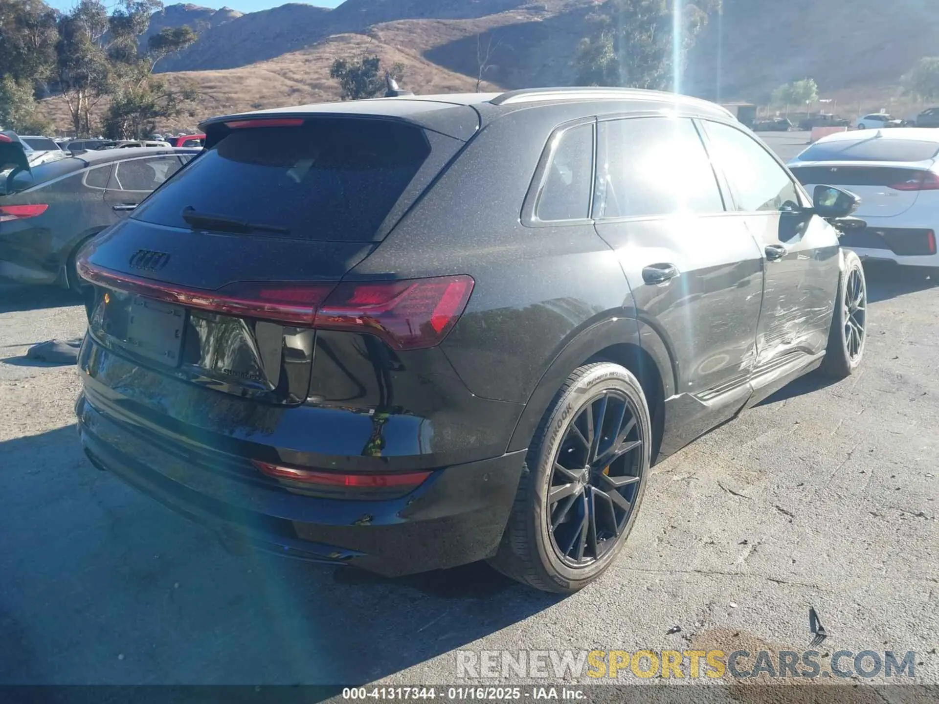 4 Photograph of a damaged car WA1VABGE7PB007536 AUDI E-TRON 2023