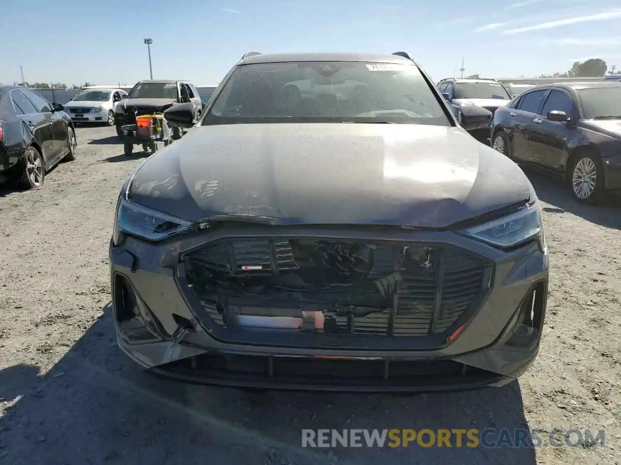 5 Photograph of a damaged car WA1VABGE4NB040071 AUDI E-TRON CHR 2022