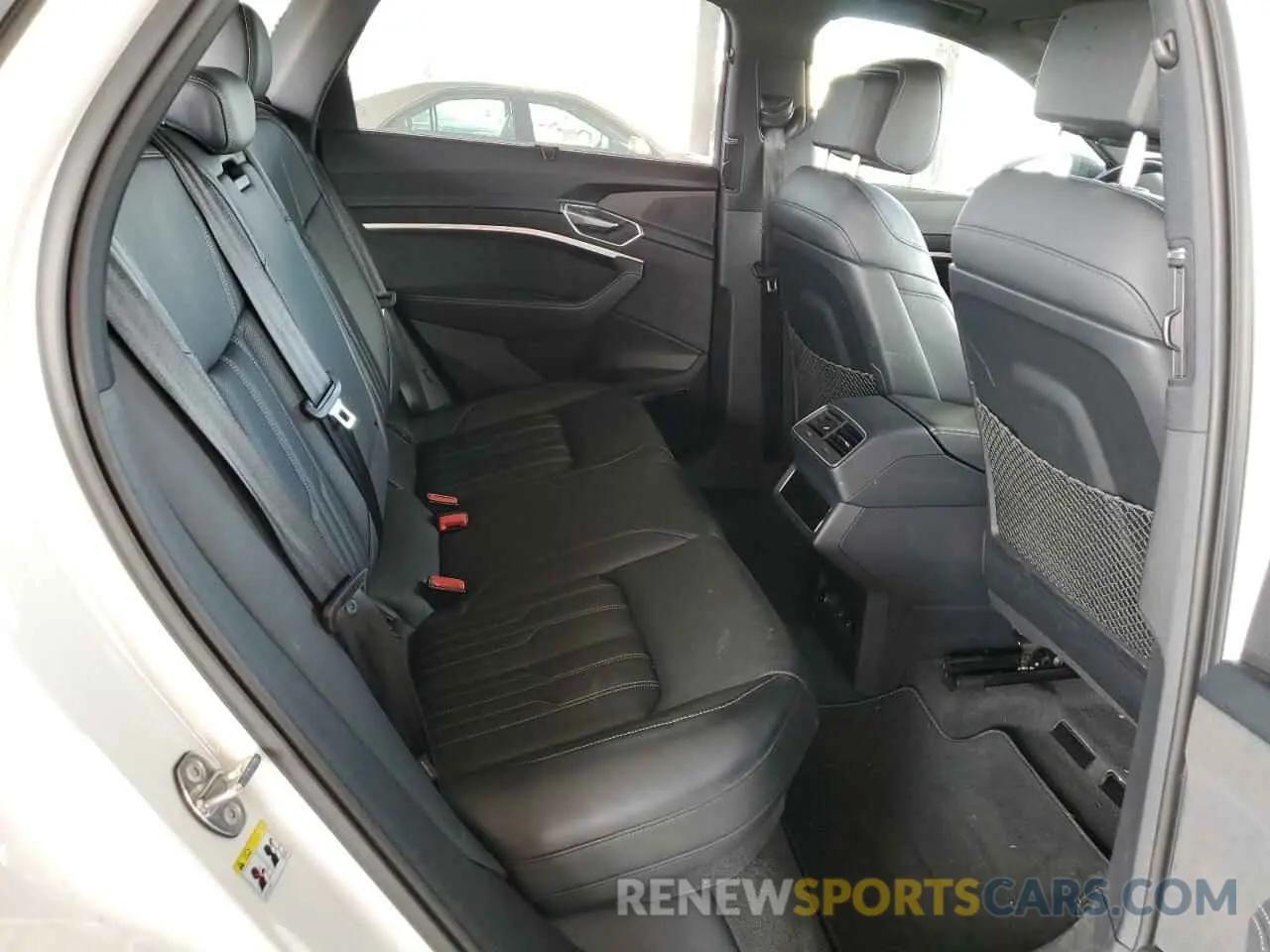 10 Photograph of a damaged car WA1VABGE8NB024505 AUDI E-TRON CHR 2022