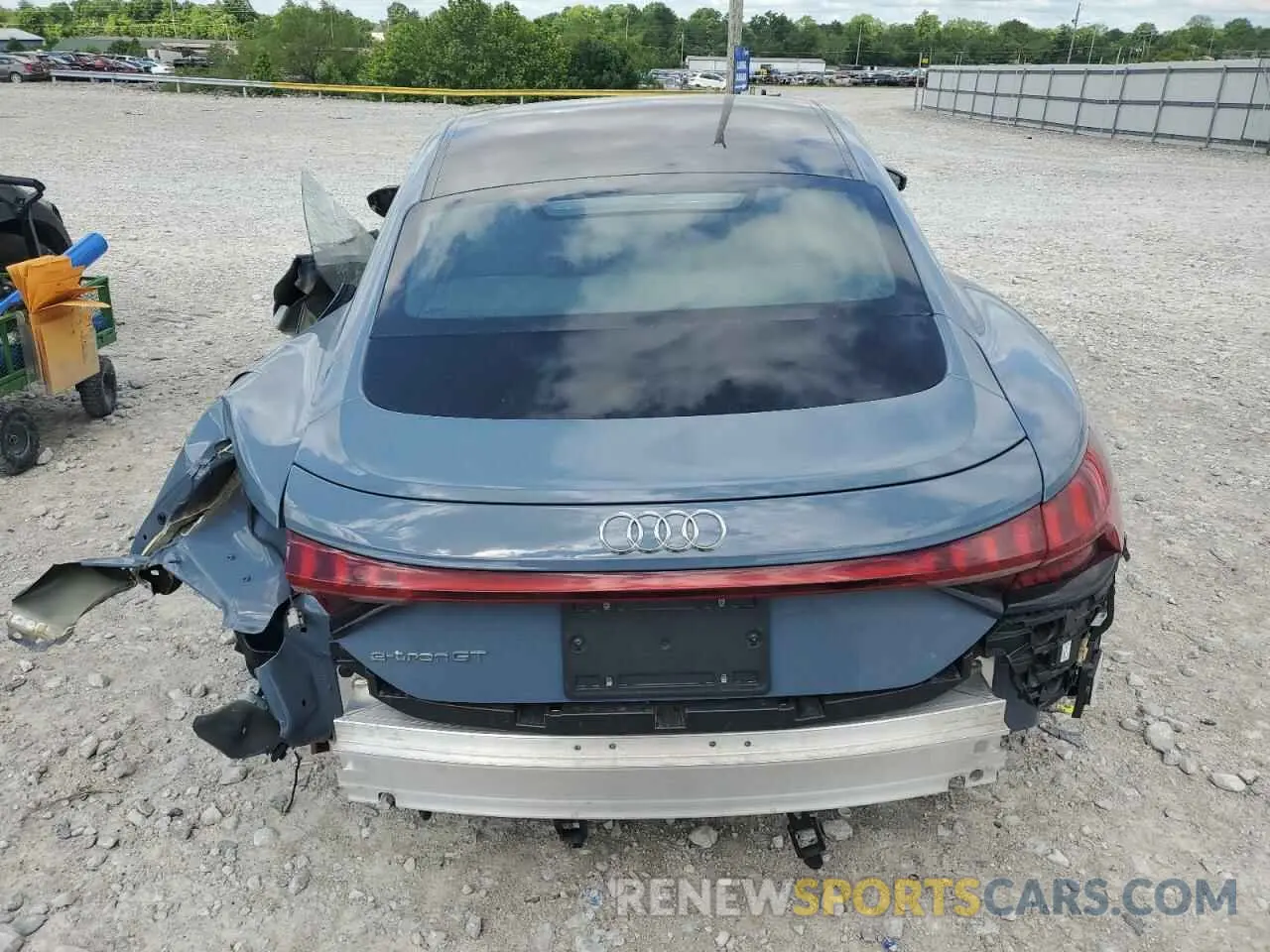 6 Photograph of a damaged car WAUEJBFW0N7009075 AUDI E-TRON GT 2022