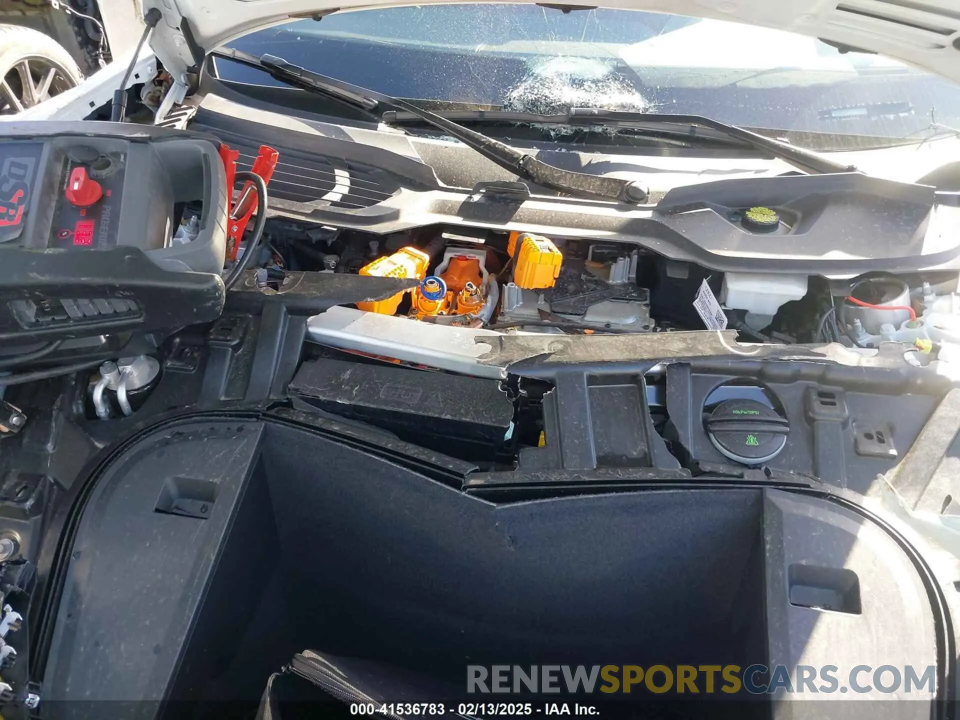 10 Photograph of a damaged car WAUEJBFWXN7009696 AUDI E-TRON GT 2022