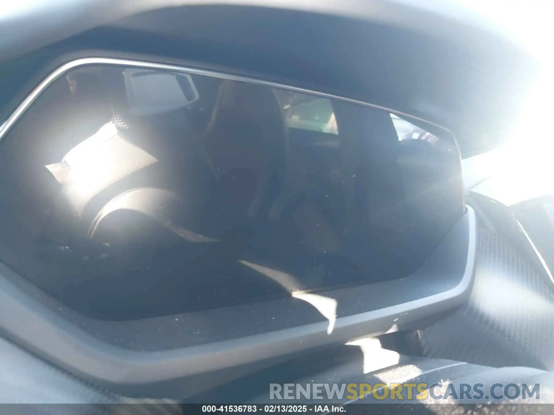 14 Photograph of a damaged car WAUEJBFWXN7009696 AUDI E-TRON GT 2022