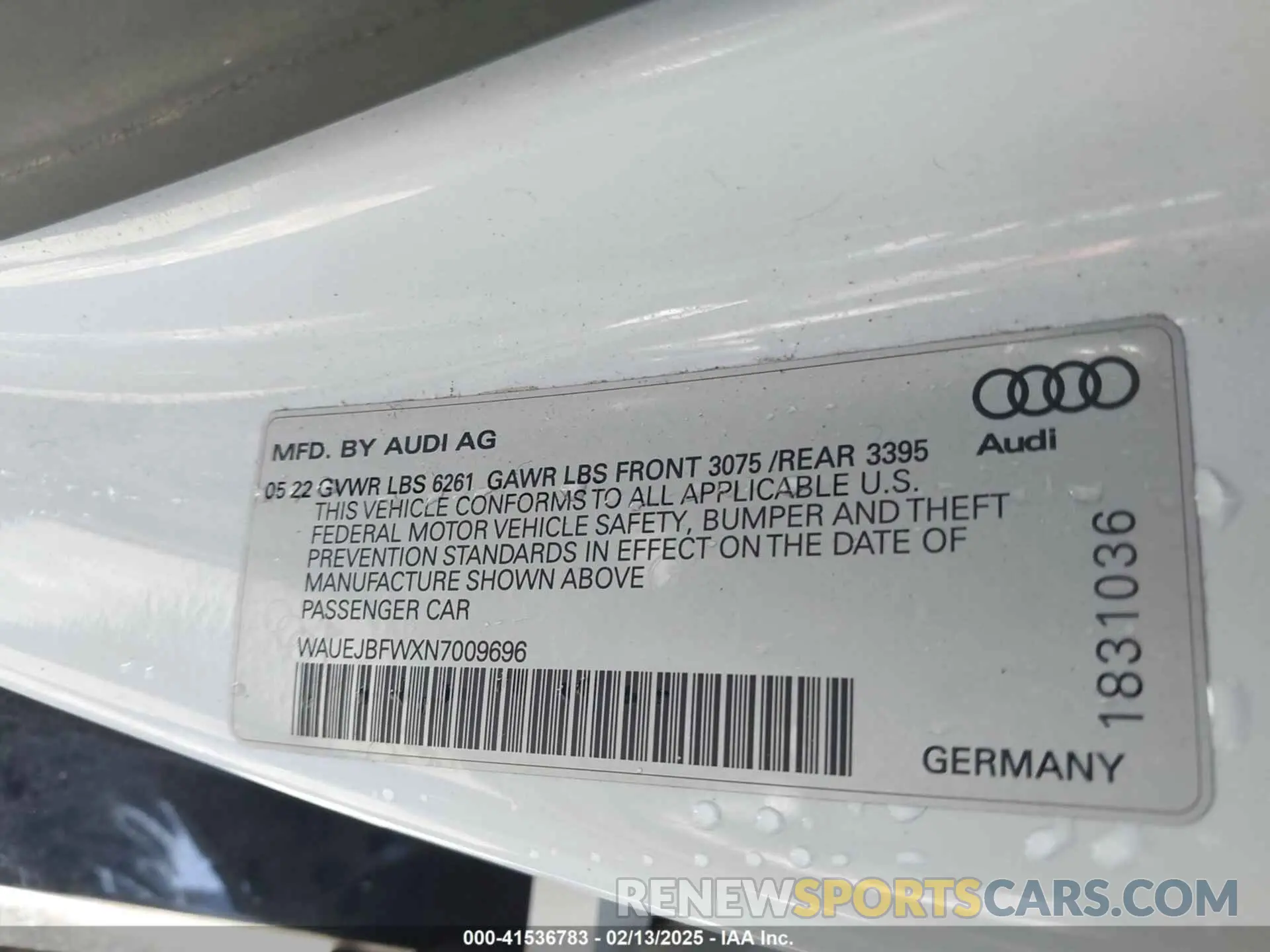 9 Photograph of a damaged car WAUEJBFWXN7009696 AUDI E-TRON GT 2022