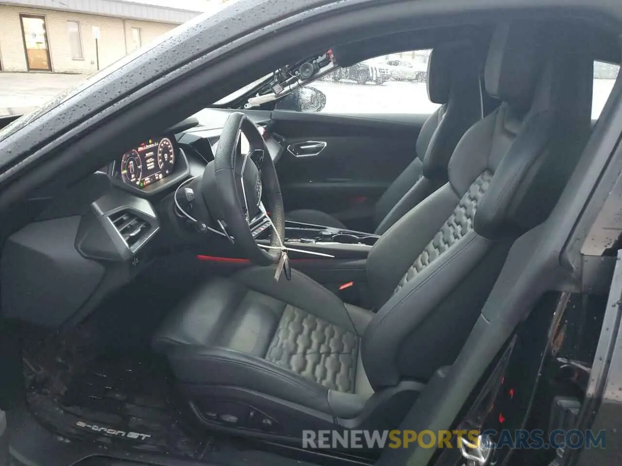 7 Photograph of a damaged car WAUEJBFW4P7004707 AUDI E-TRON GT 2023