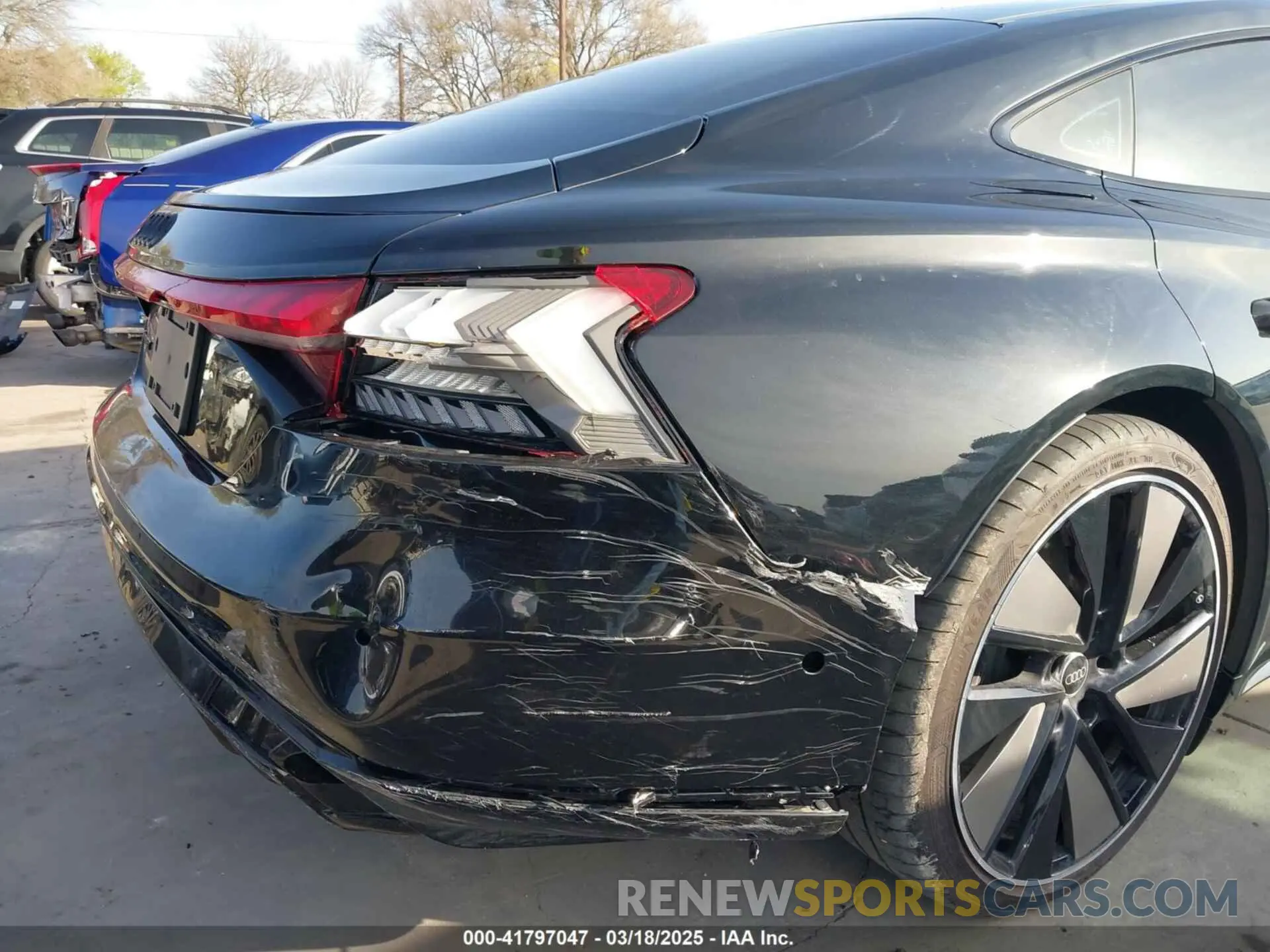22 Photograph of a damaged car WAUEJBFW6R7002606 AUDI E-TRON GT 2024
