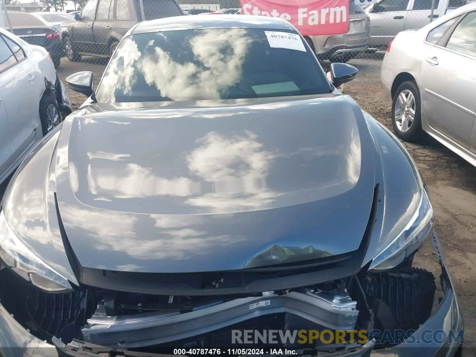 10 Photograph of a damaged car WAUFJBFW0R7000208 AUDI E-TRON GT 2024