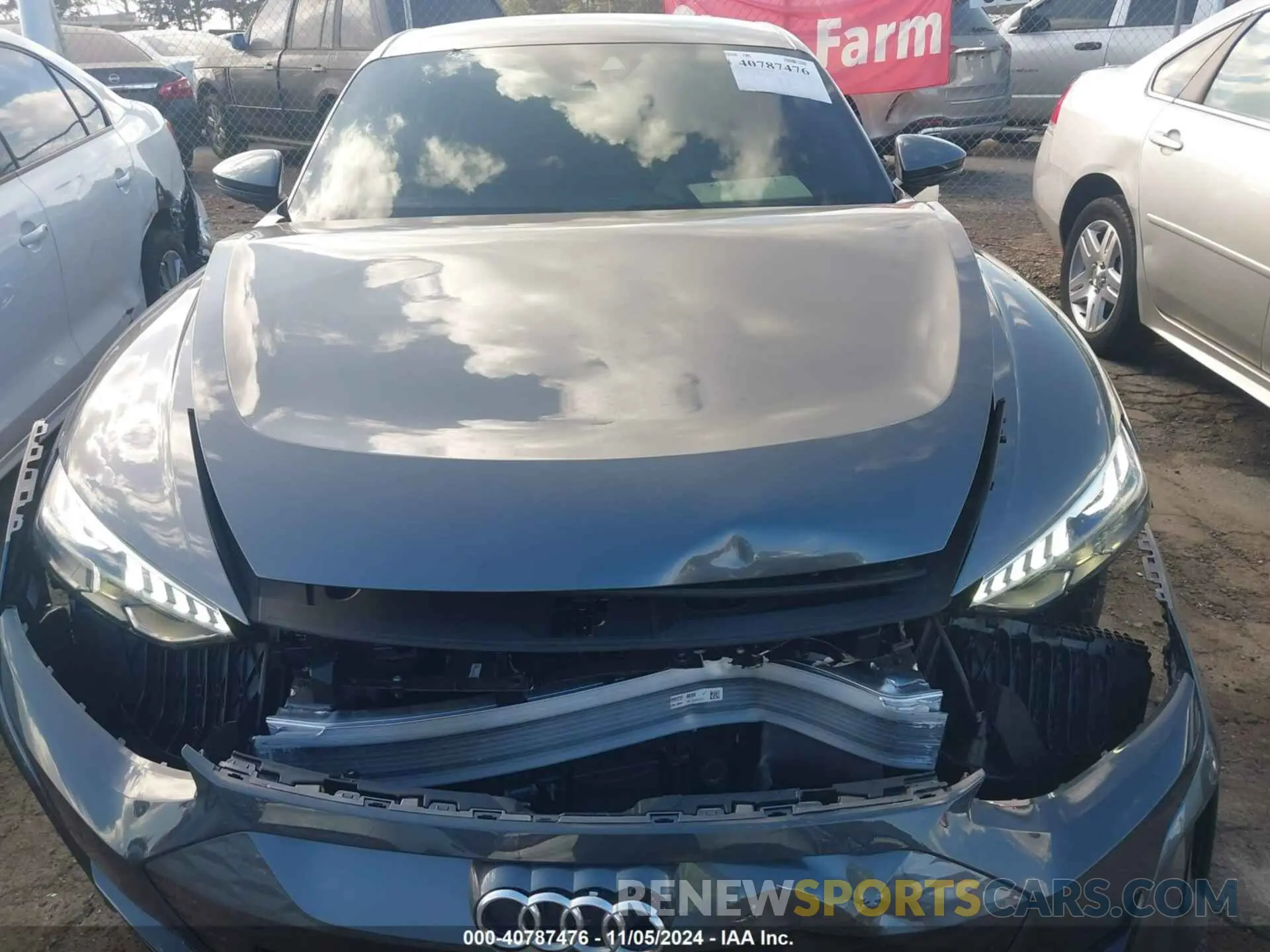 6 Photograph of a damaged car WAUFJBFW0R7000208 AUDI E-TRON GT 2024