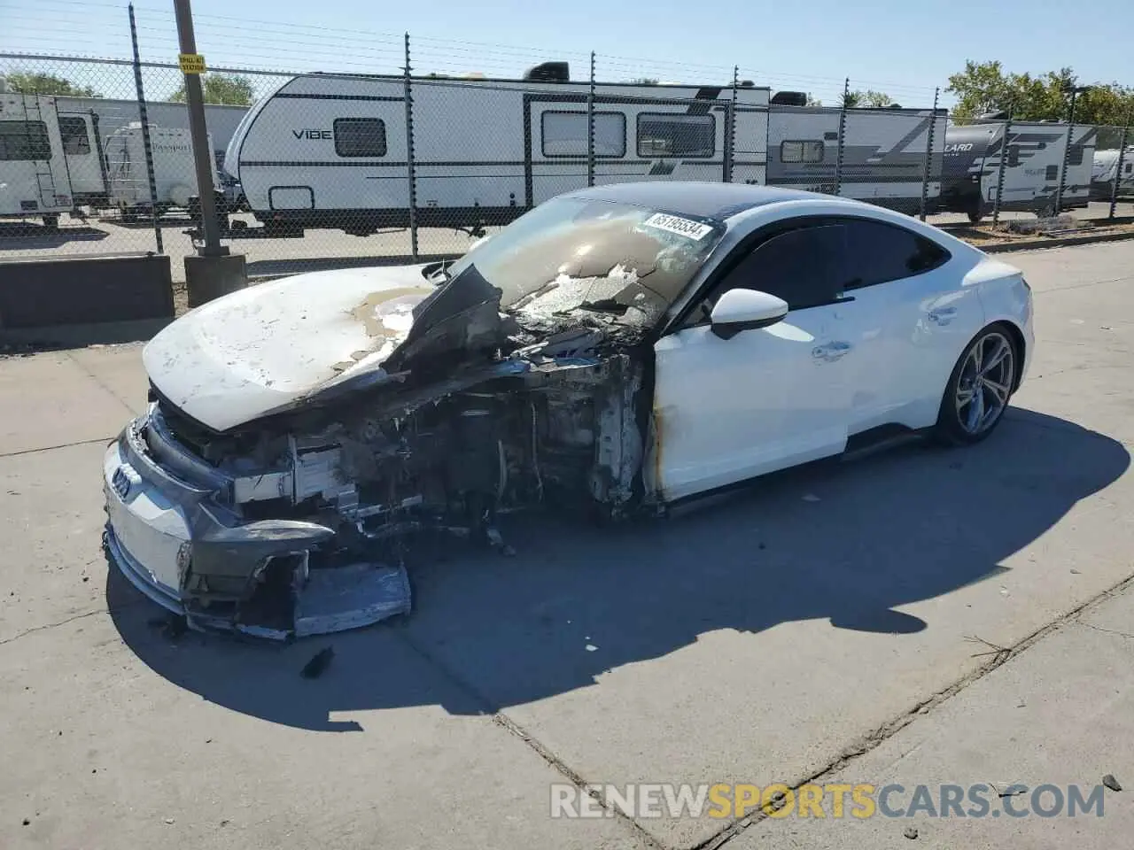 1 Photograph of a damaged car WAUFJBFW6R7002867 AUDI E-TRON GT 2024