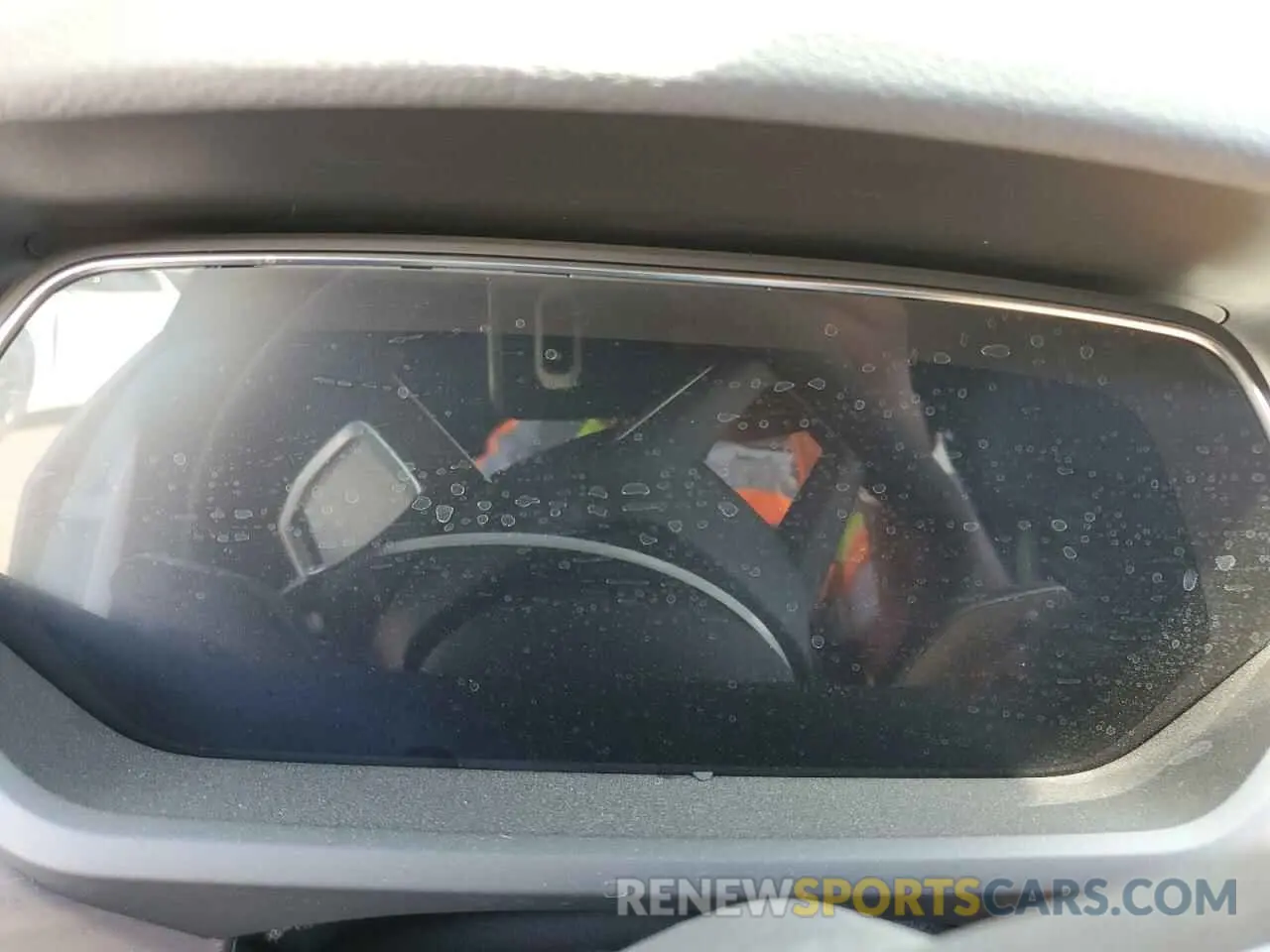 9 Photograph of a damaged car WAUFJBFW6R7002867 AUDI E-TRON GT 2024