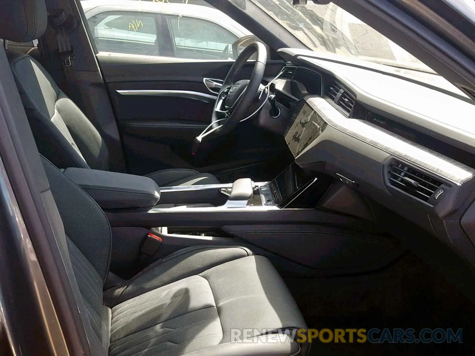 5 Photograph of a damaged car WA1VAAGE4KB006072 AUDI E-TRON PRE 2019