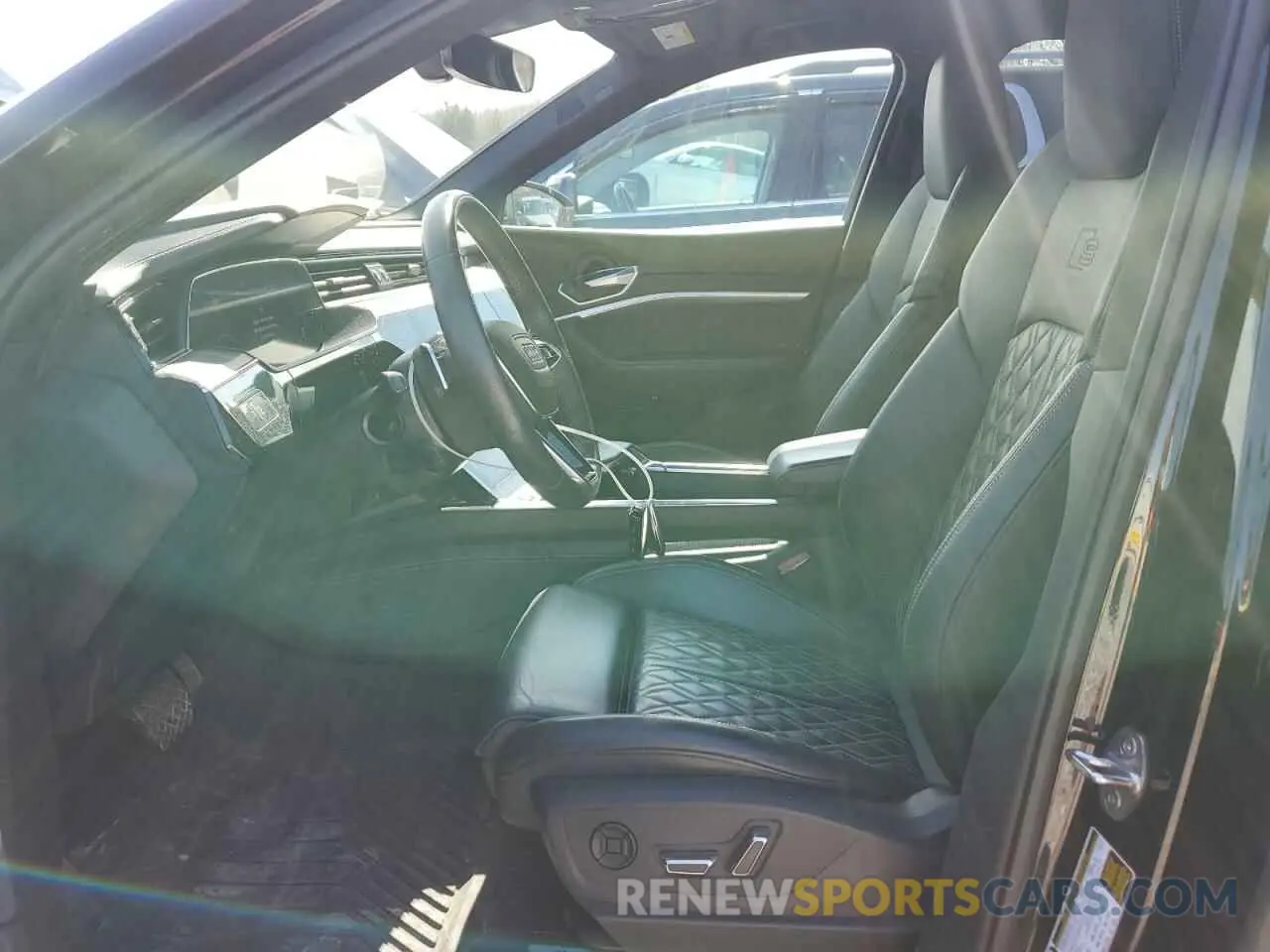 7 Photograph of a damaged car WA1ACBGE0NB038956 AUDI E-TRON S P 2022