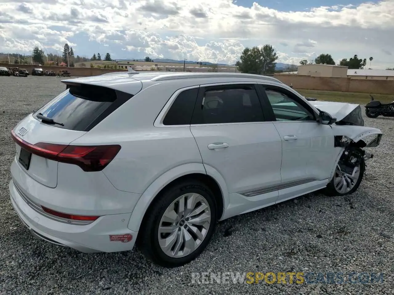 3 Photograph of a damaged car WA1VCBGE2NB039009 AUDI E-TRON S P 2022