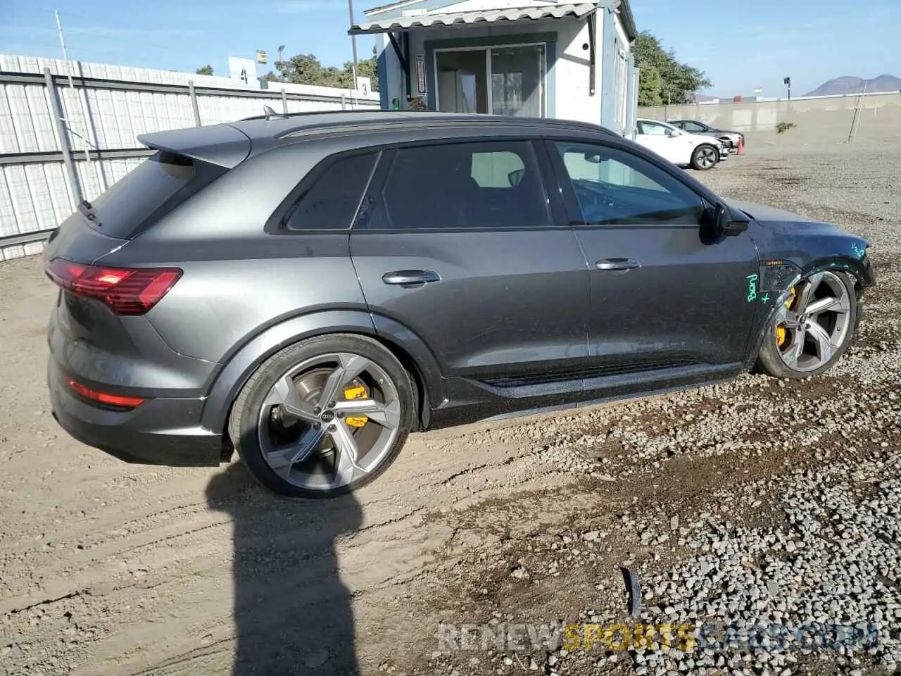 3 Photograph of a damaged car WA1ACBGEXPB010570 AUDI E-TRON S P 2023