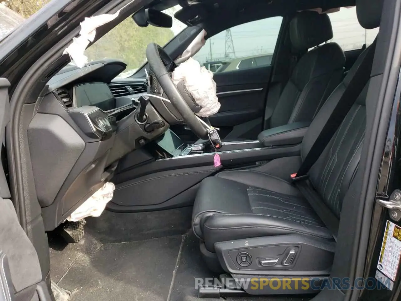7 Photograph of a damaged car WA11CAGE2NB027418 AUDI E-TRON S S 2022