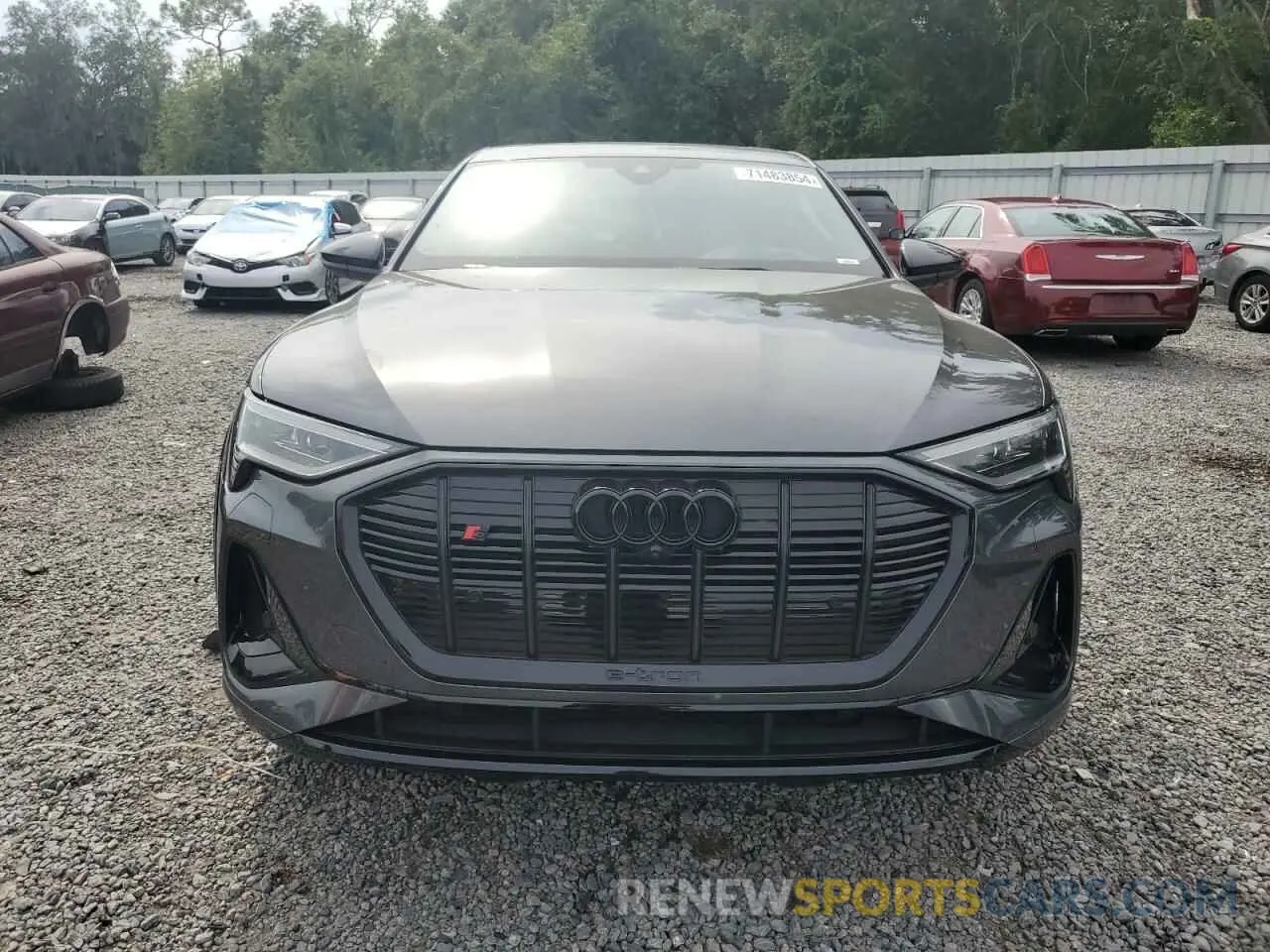5 Photograph of a damaged car WA13CBGE7NB040728 AUDI E-TRON S S 2022