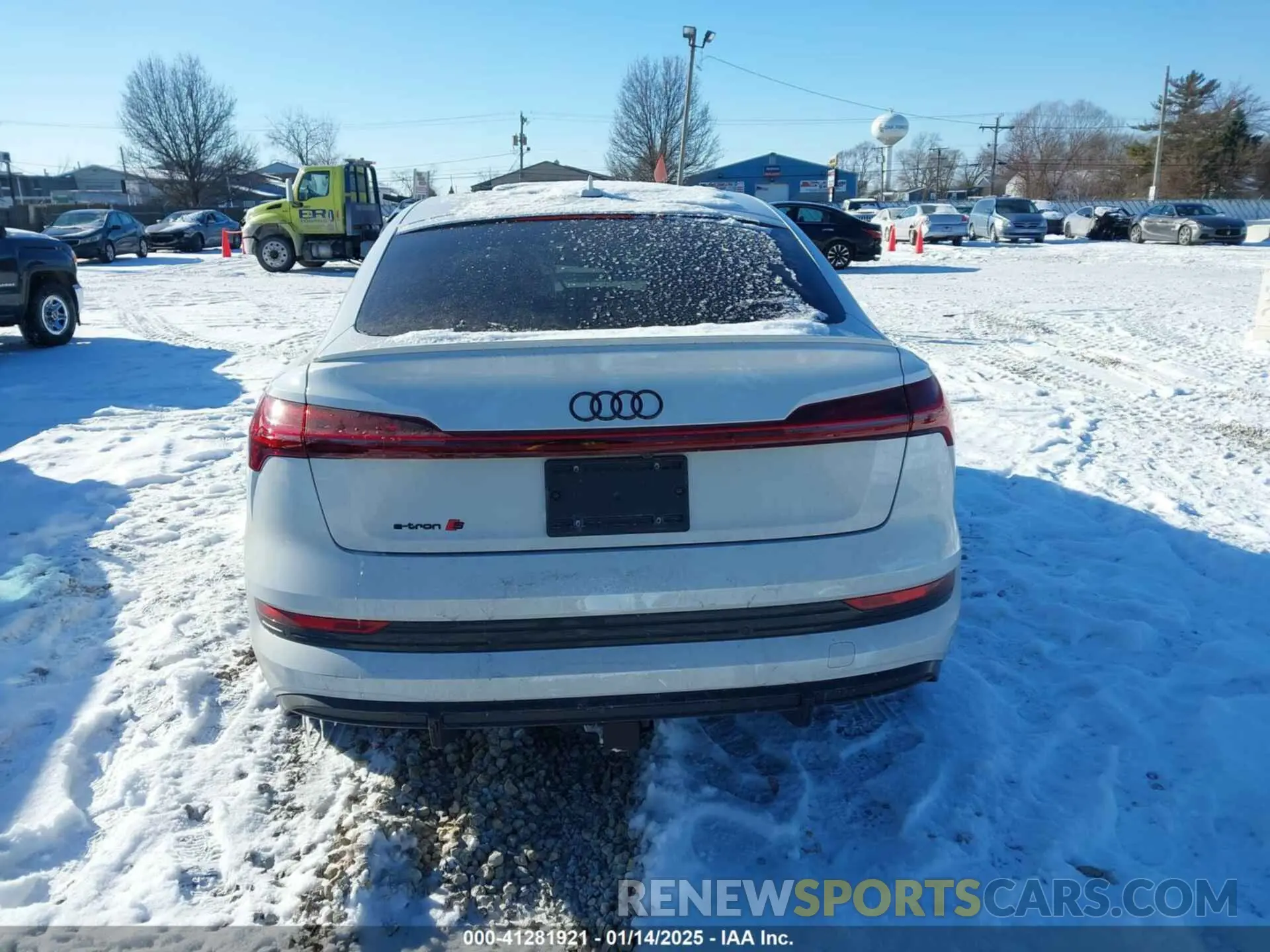 16 Photograph of a damaged car WA13CBGE4NB044350 AUDI E-TRON S SPORTBACK 2022
