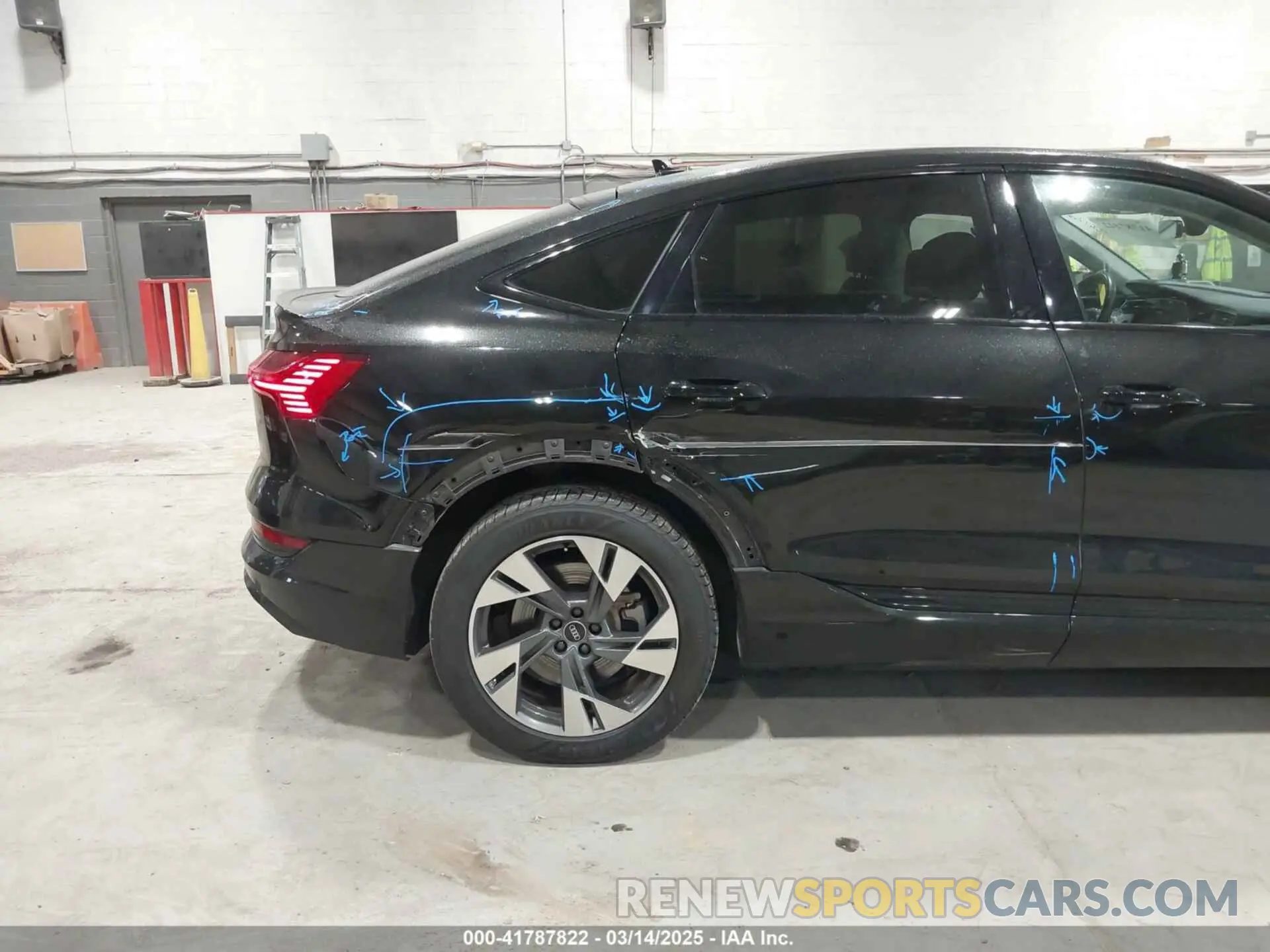 6 Photograph of a damaged car WA11AAGE7MB037141 AUDI E-TRON SPORTBACK 2021