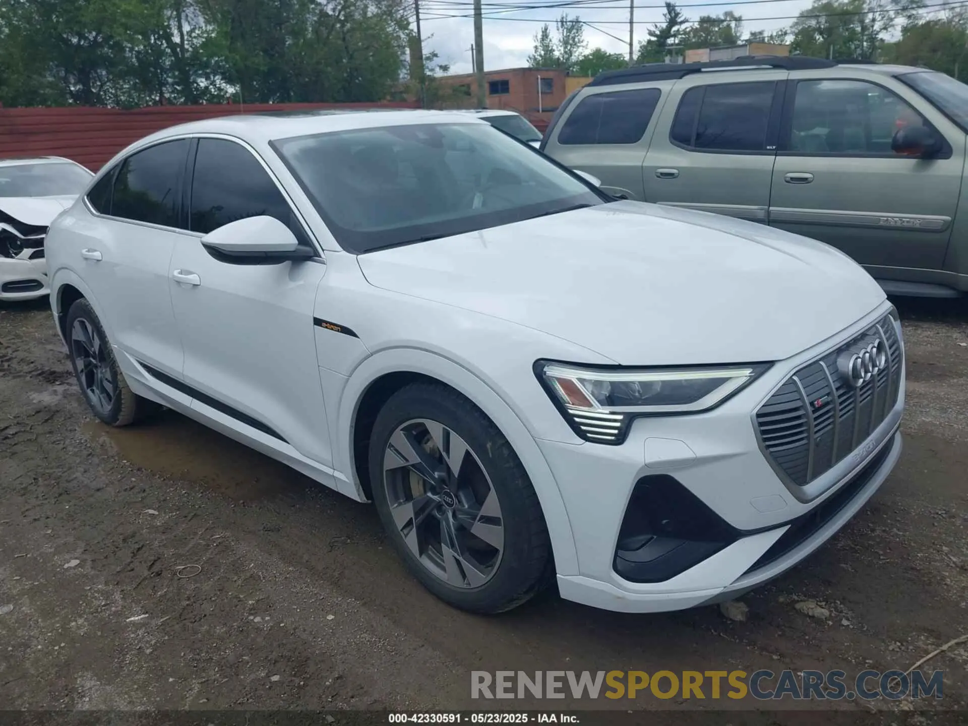 1 Photograph of a damaged car WA11AAGE9MB009888 AUDI E-TRON SPORTBACK 2021
