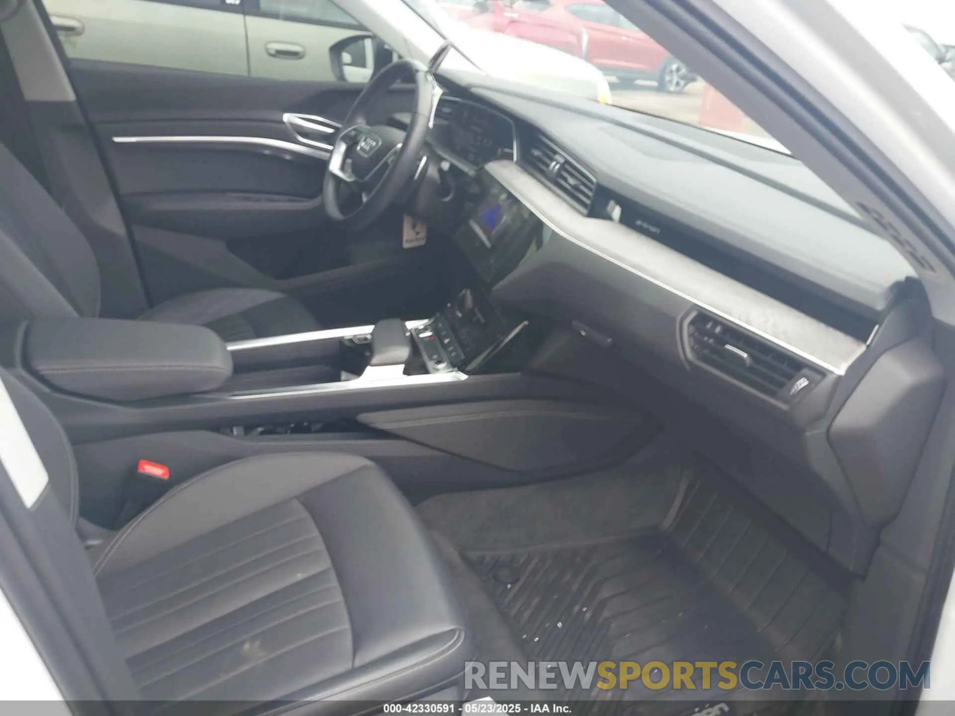 5 Photograph of a damaged car WA11AAGE9MB009888 AUDI E-TRON SPORTBACK 2021