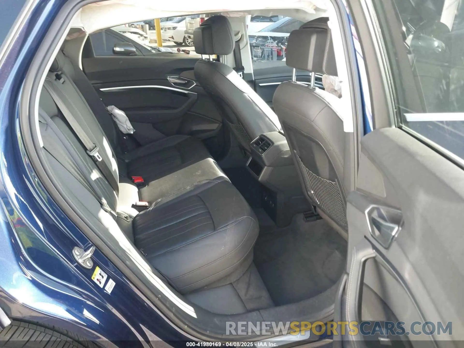 8 Photograph of a damaged car WA12ABGEXMB012339 AUDI E-TRON SPORTBACK 2021