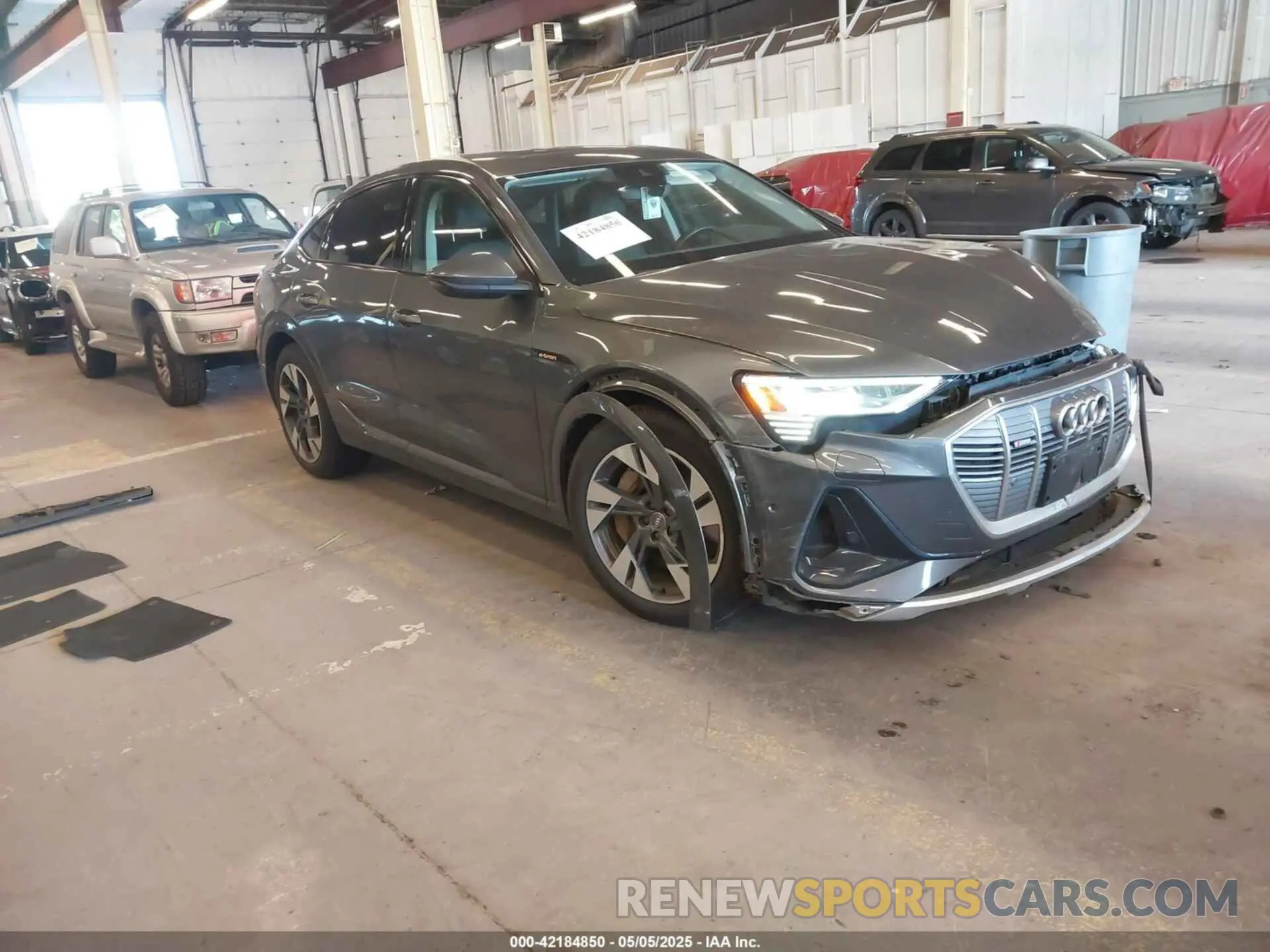 1 Photograph of a damaged car WA13ABGE9MB002521 AUDI E-TRON SPORTBACK 2021