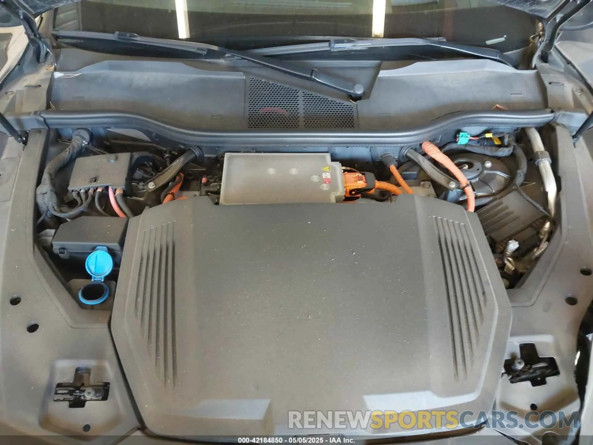 10 Photograph of a damaged car WA13ABGE9MB002521 AUDI E-TRON SPORTBACK 2021
