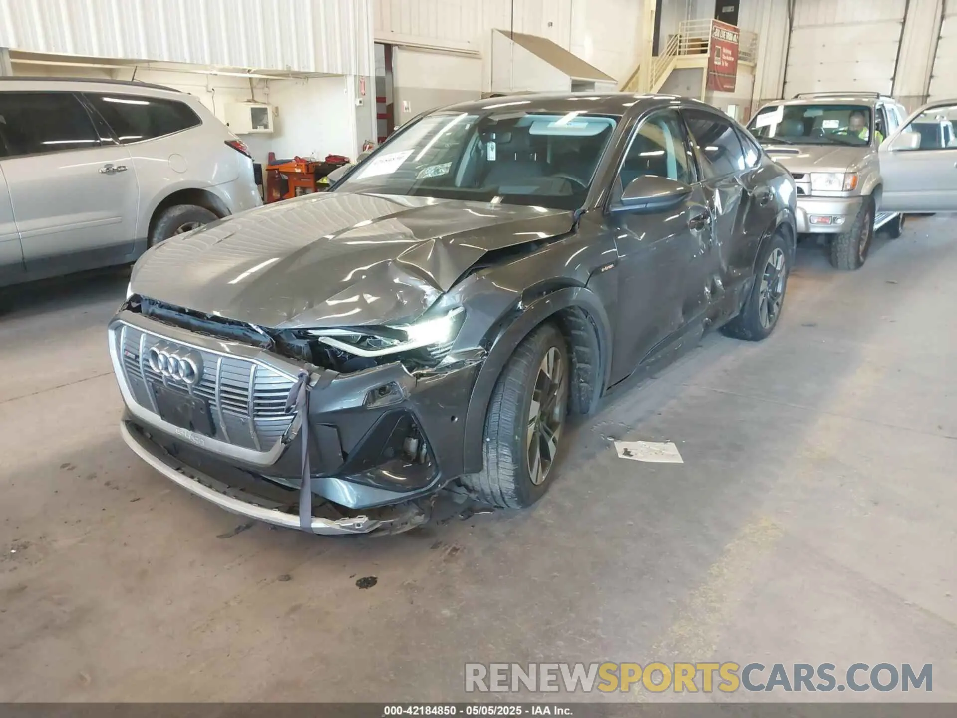2 Photograph of a damaged car WA13ABGE9MB002521 AUDI E-TRON SPORTBACK 2021