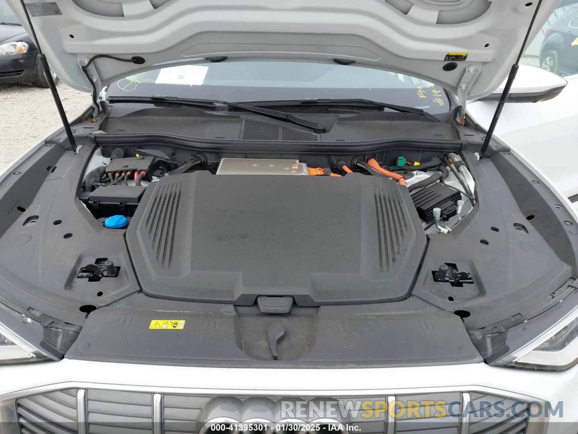 10 Photograph of a damaged car WA12AAGE3NB030824 AUDI E-TRON SPORTBACK 2022