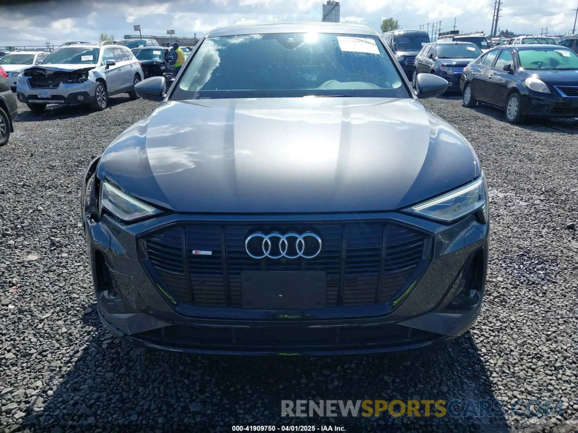 12 Photograph of a damaged car WA12AAGEXNB041738 AUDI E-TRON SPORTBACK 2022