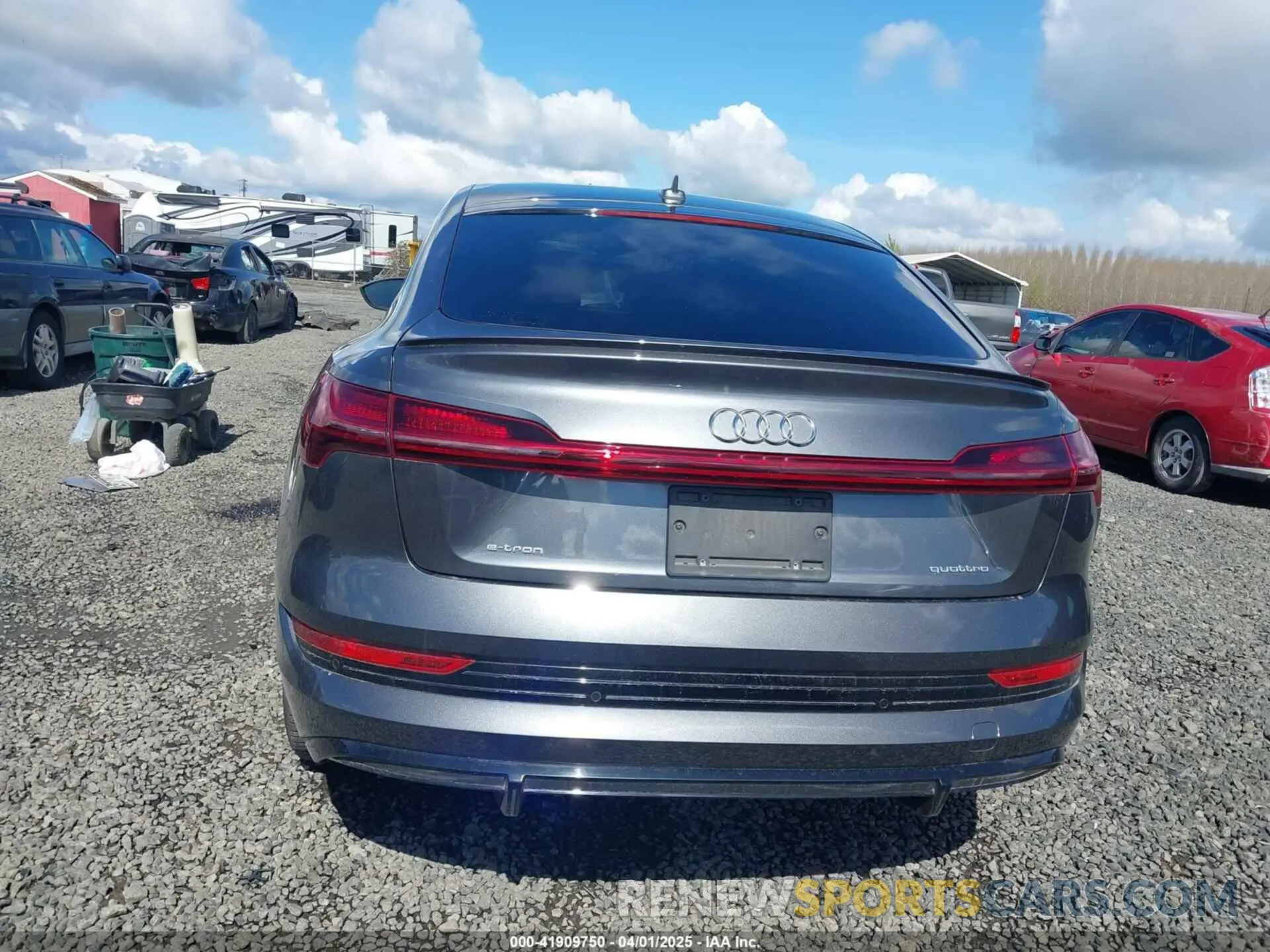 16 Photograph of a damaged car WA12AAGEXNB041738 AUDI E-TRON SPORTBACK 2022