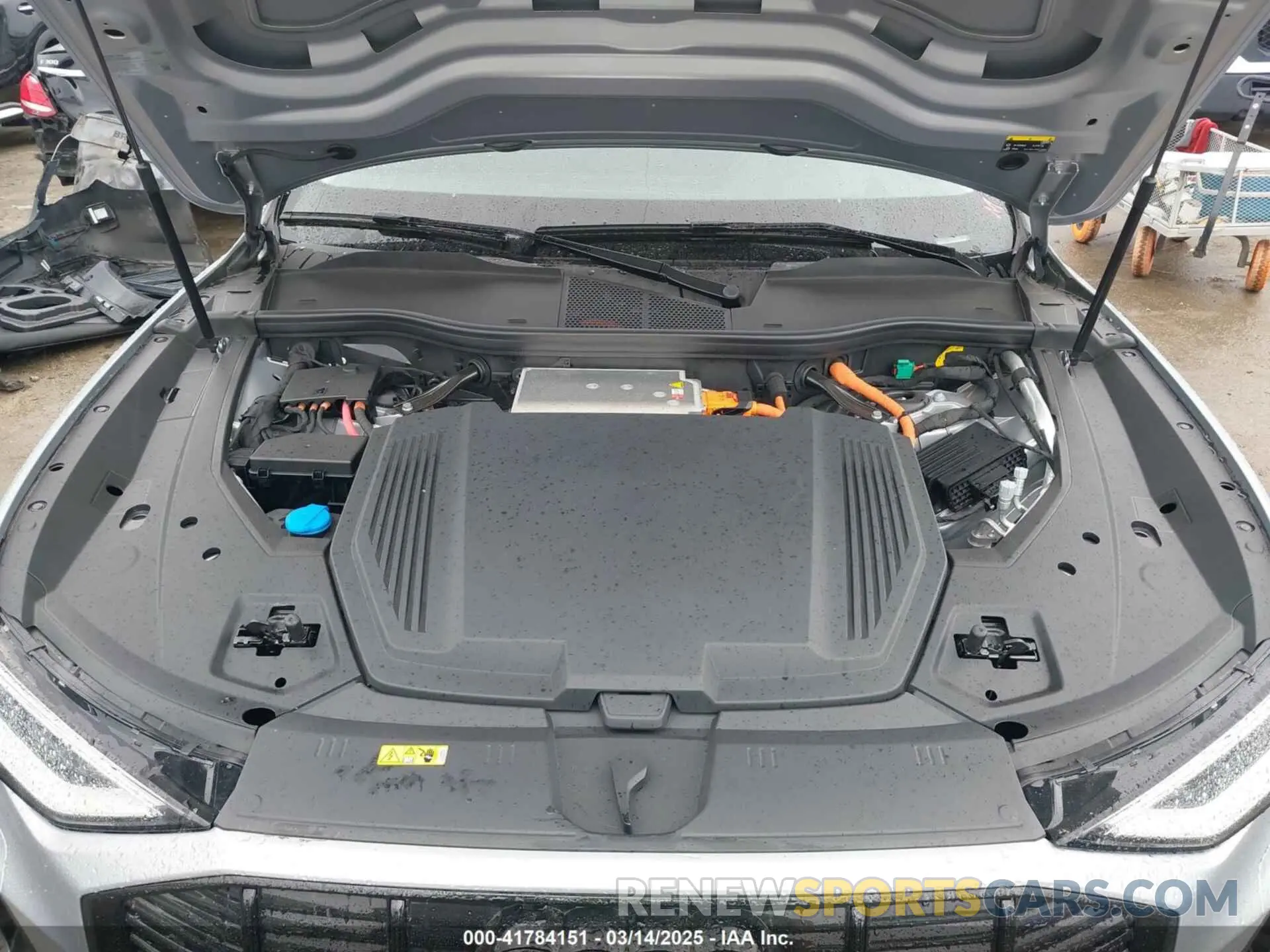 10 Photograph of a damaged car WA13AAGE0NB036424 AUDI E-TRON SPORTBACK 2022