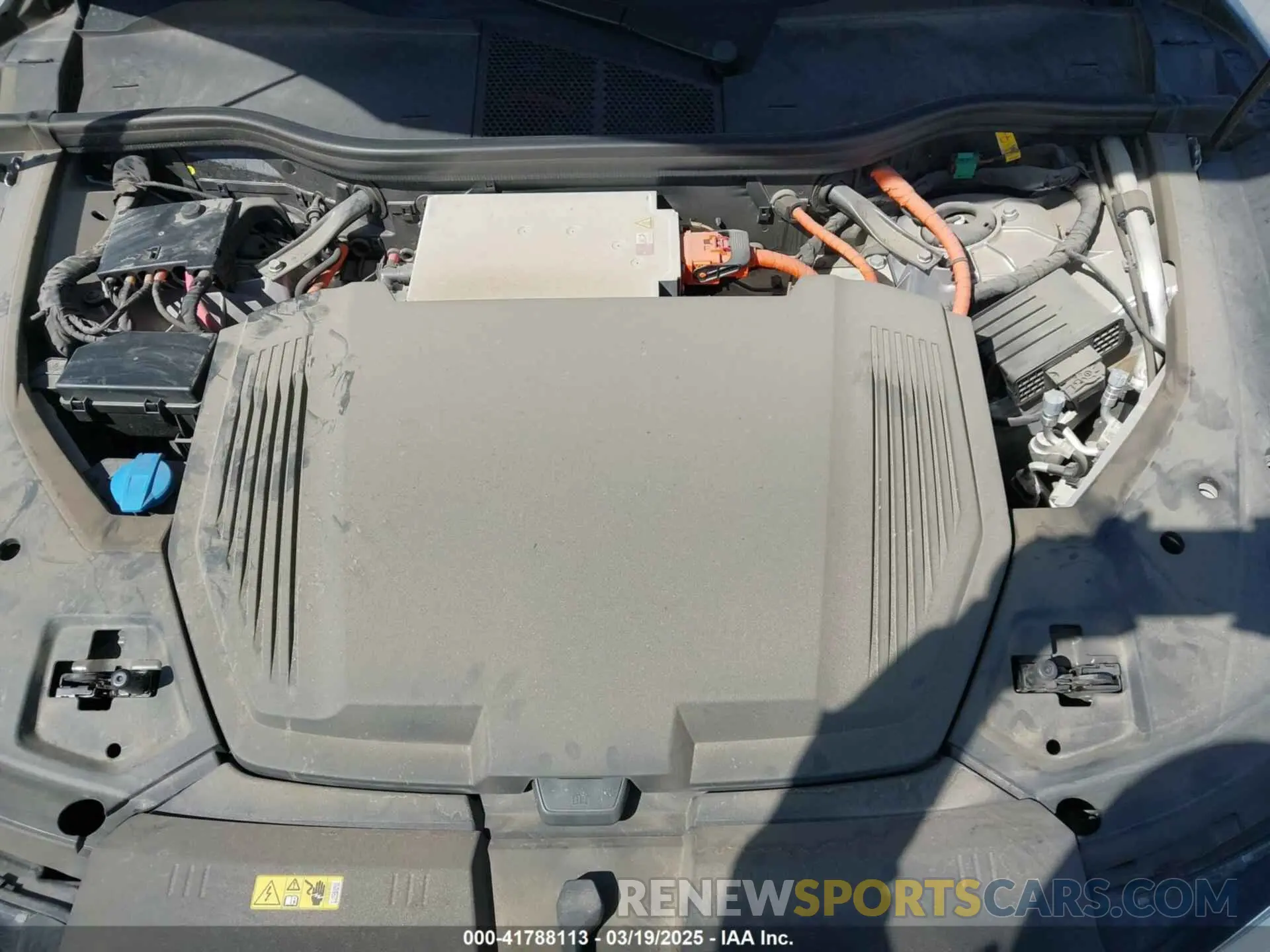 10 Photograph of a damaged car WA13AAGE3NB037647 AUDI E-TRON SPORTBACK 2022