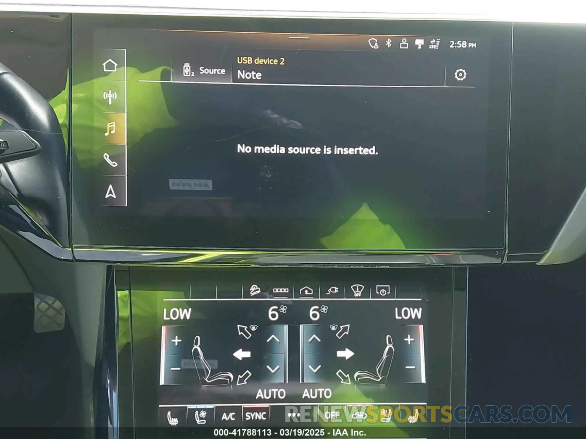 19 Photograph of a damaged car WA13AAGE3NB037647 AUDI E-TRON SPORTBACK 2022