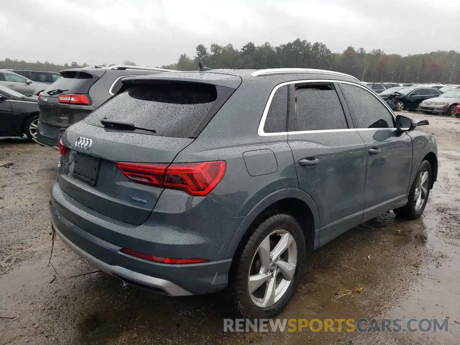 4 Photograph of a damaged car WA1AECF30K1076575 AUDI Q3 2019