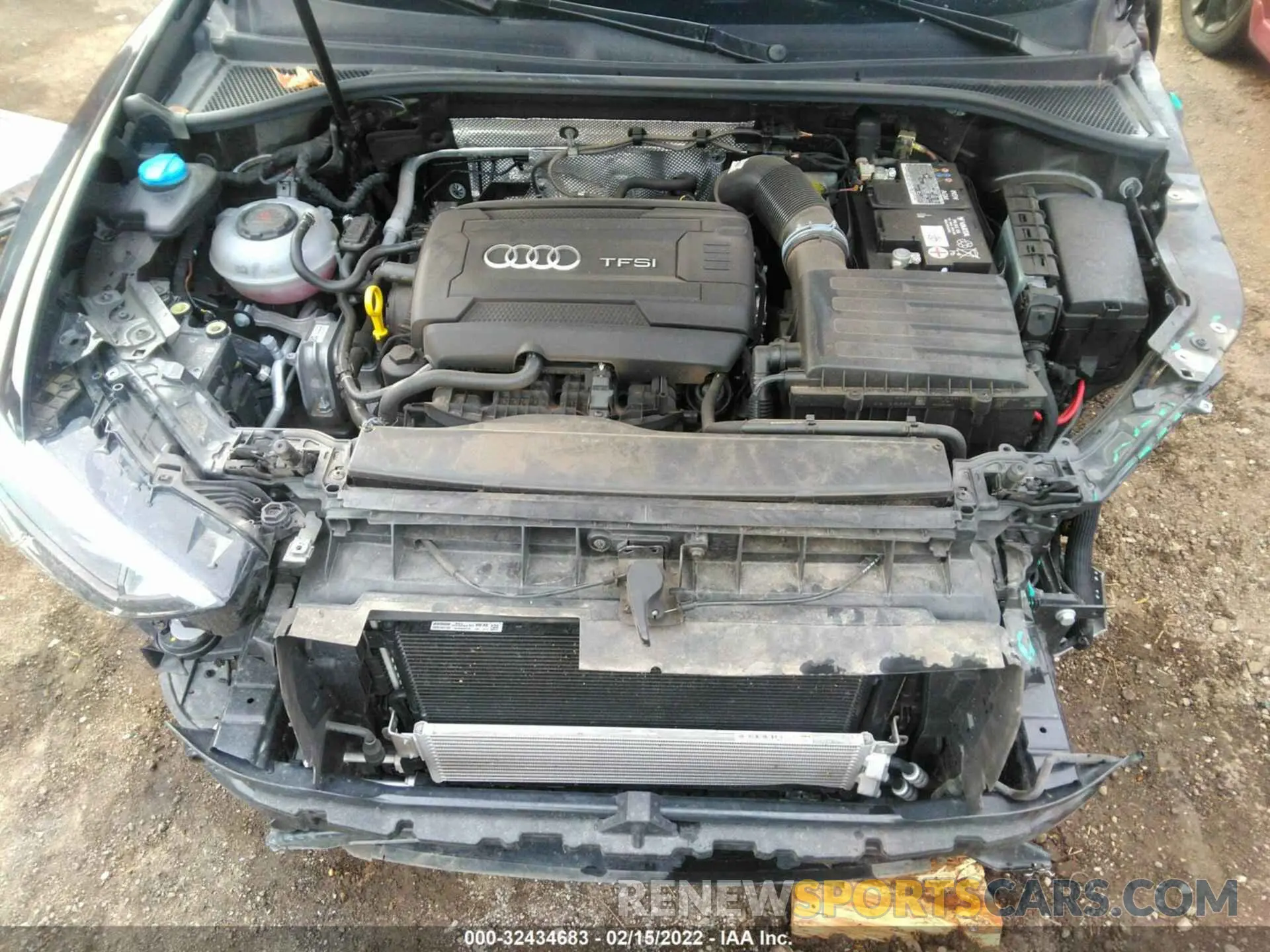 10 Photograph of a damaged car WA1AECF31K1076388 AUDI Q3 2019