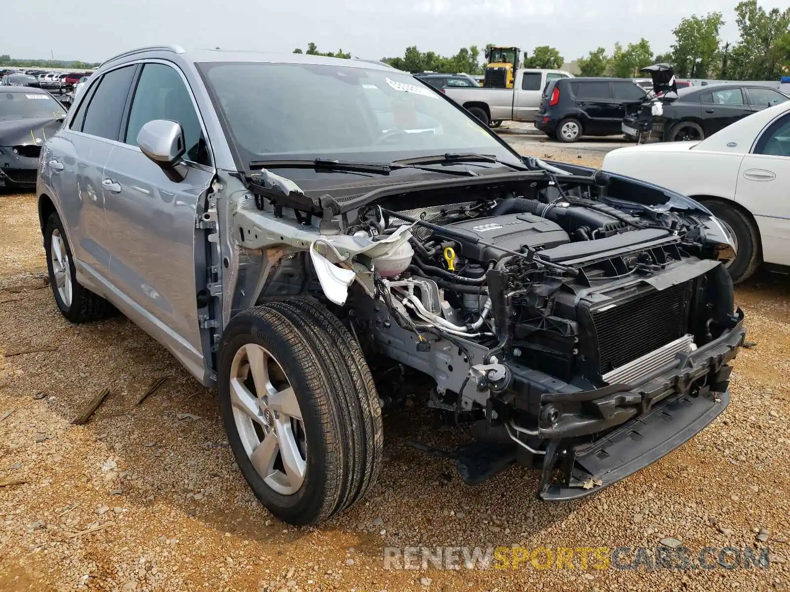 1 Photograph of a damaged car WA1AECF31K1082241 AUDI Q3 2019