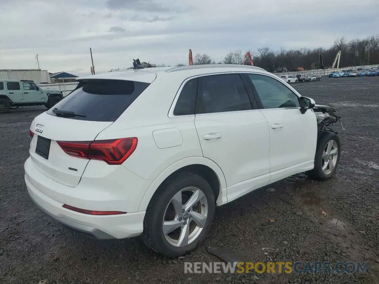 3 Photograph of a damaged car WA1AECF31K1082837 AUDI Q3 2019
