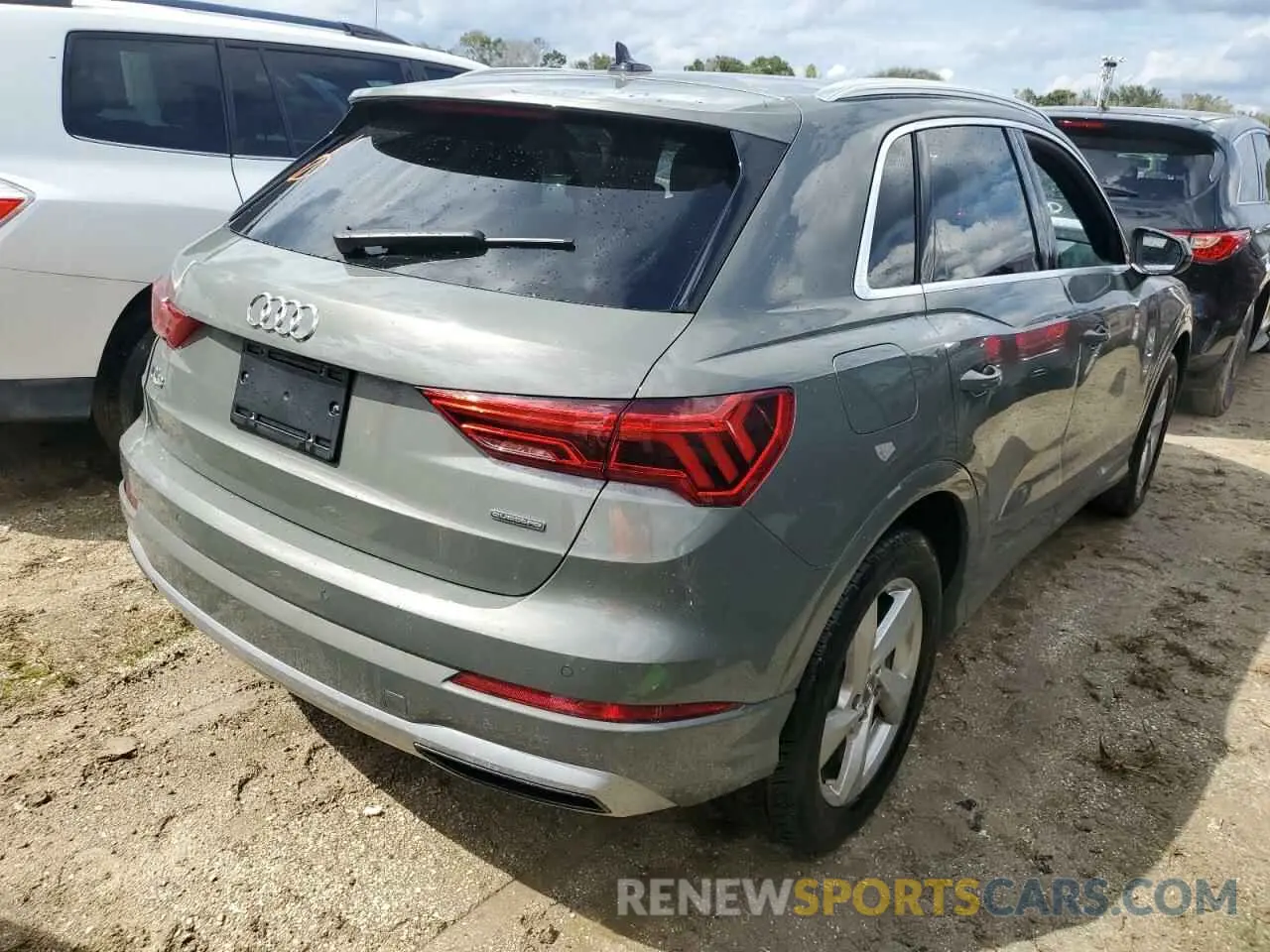 3 Photograph of a damaged car WA1AECF32K1067831 AUDI Q3 2019