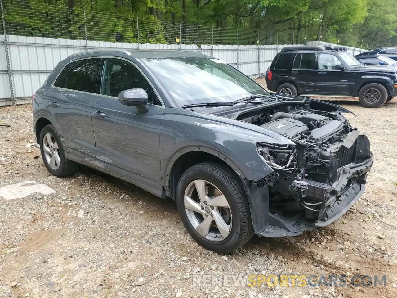 4 Photograph of a damaged car WA1AECF32K1075590 AUDI Q3 2019