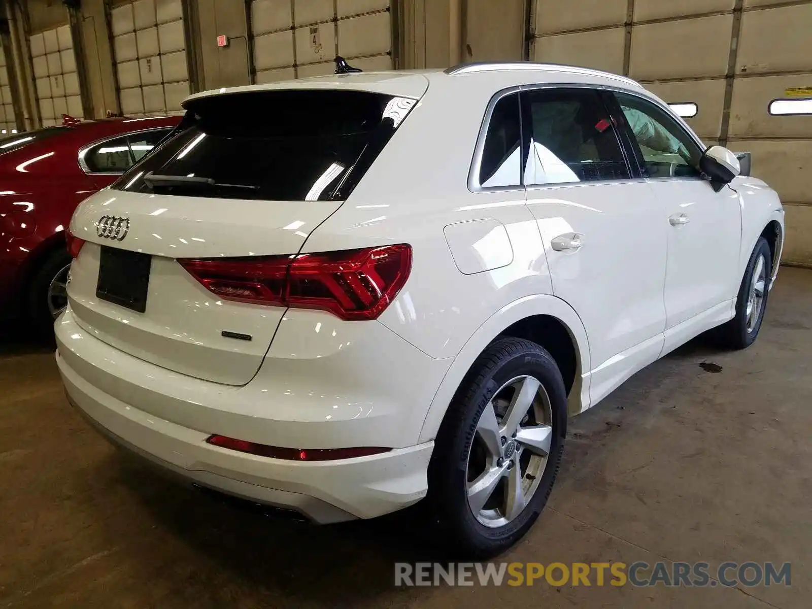 4 Photograph of a damaged car WA1AECF32K1076982 AUDI Q3 2019