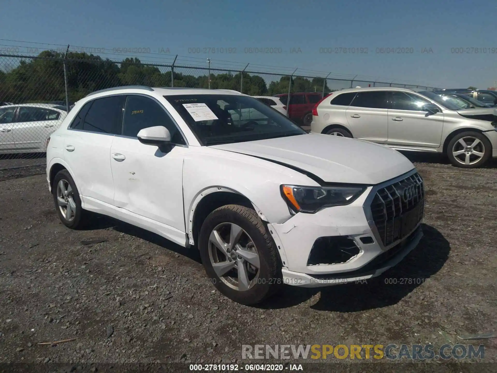 1 Photograph of a damaged car WA1AECF32K1078635 AUDI Q3 2019