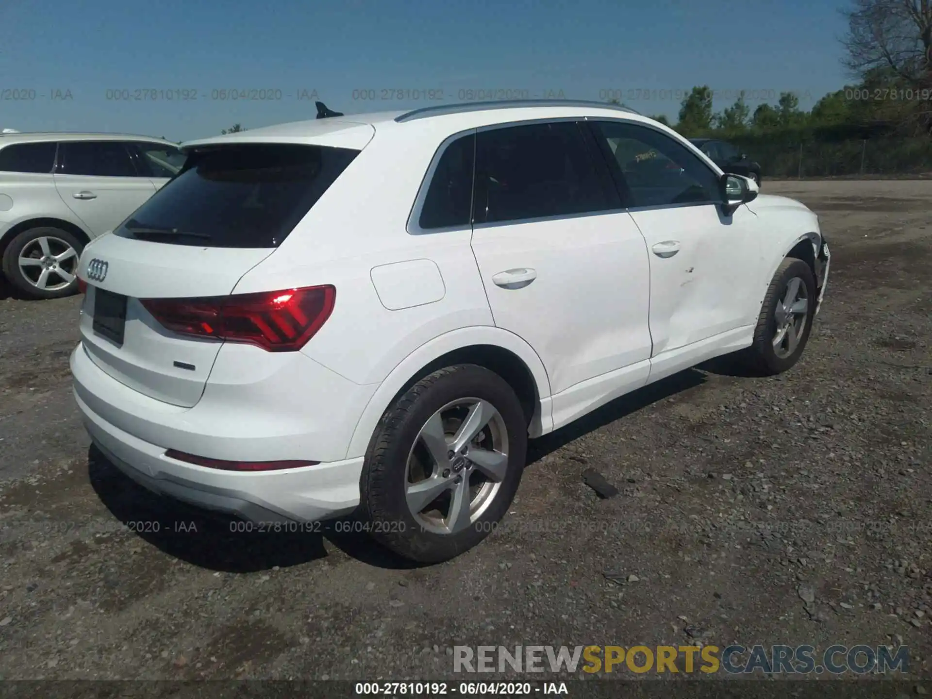 4 Photograph of a damaged car WA1AECF32K1078635 AUDI Q3 2019