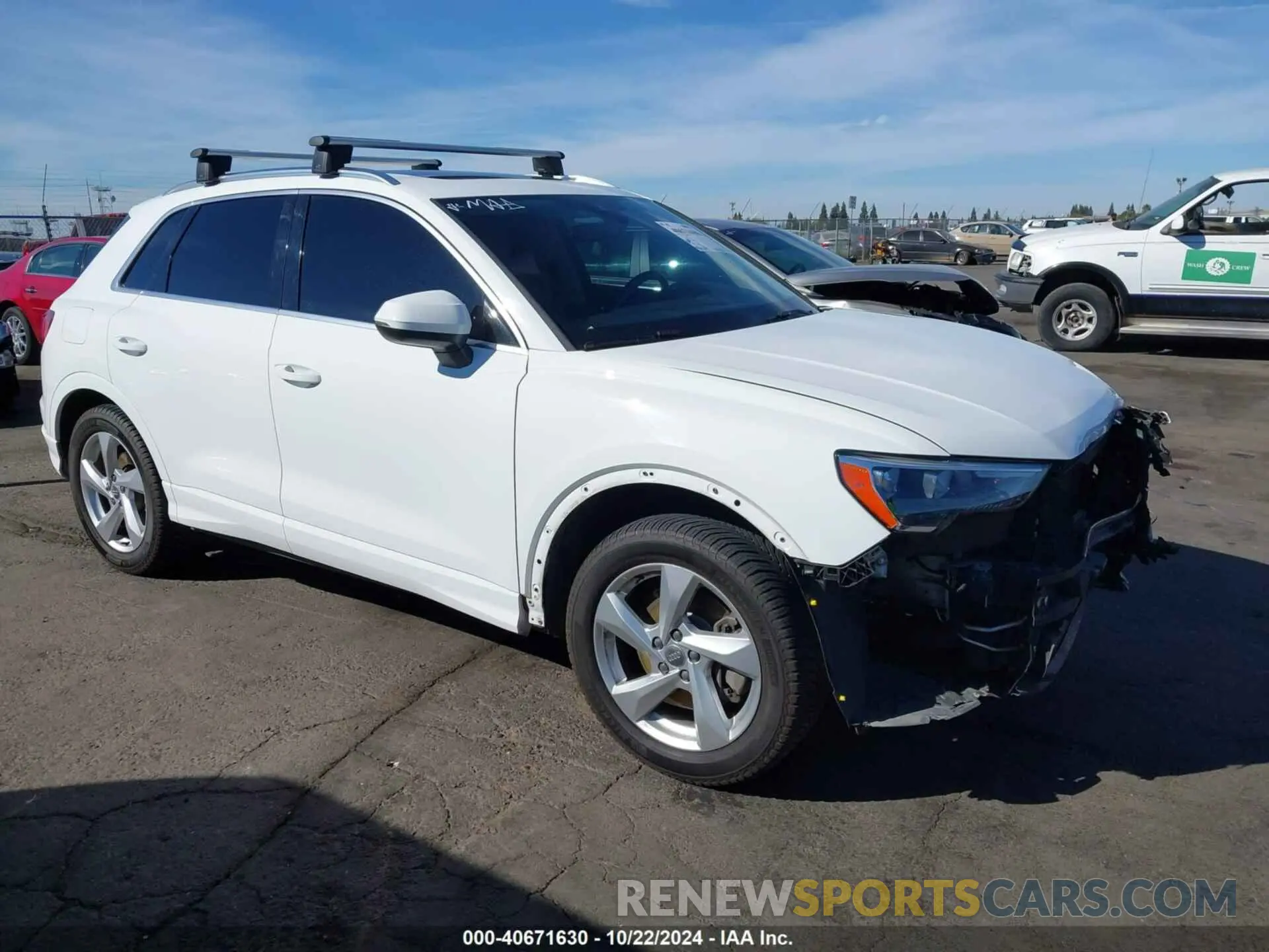 1 Photograph of a damaged car WA1AECF34K1075235 AUDI Q3 2019